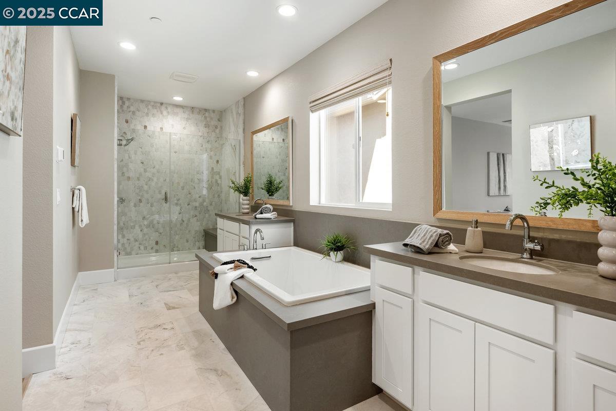 Detail Gallery Image 17 of 45 For 6212 Skyline St, Dublin,  CA 94568 - 6 Beds | 5 Baths
