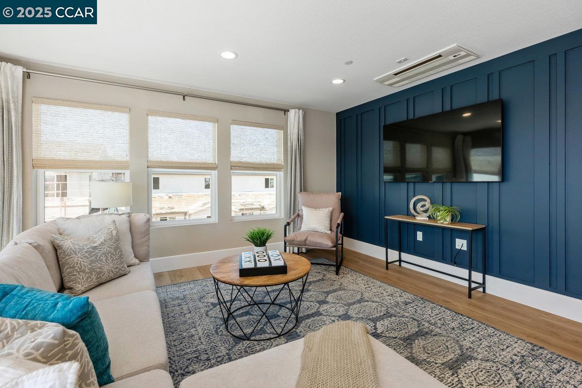 Detail Gallery Image 21 of 45 For 6212 Skyline St, Dublin,  CA 94568 - 6 Beds | 5 Baths