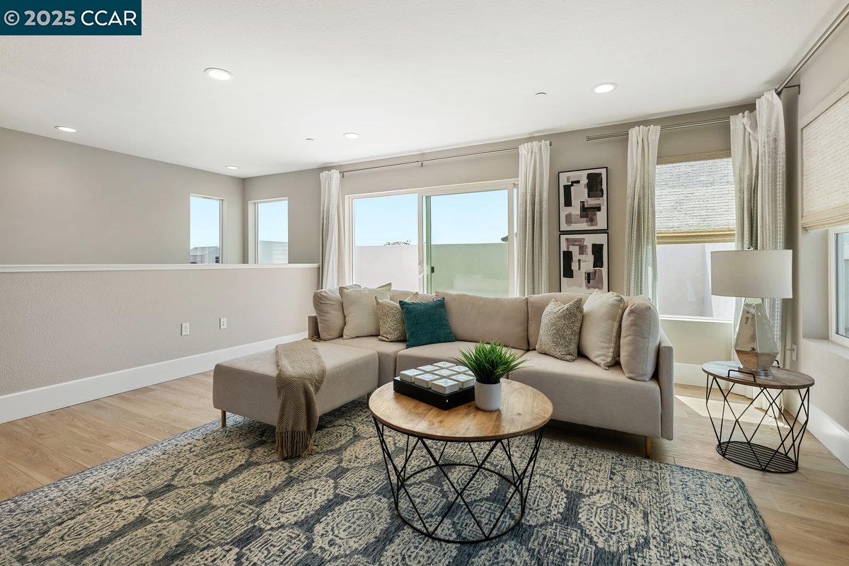 Detail Gallery Image 24 of 45 For 6212 Skyline St, Dublin,  CA 94568 - 6 Beds | 5 Baths