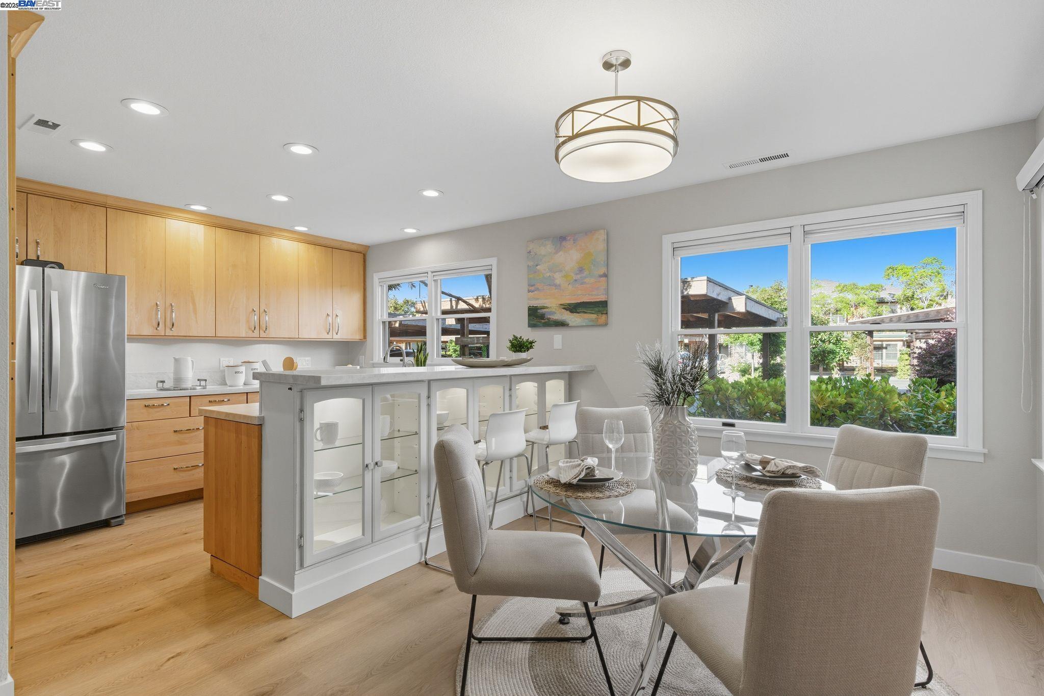 MLS: 41111714 Condo For Sale
