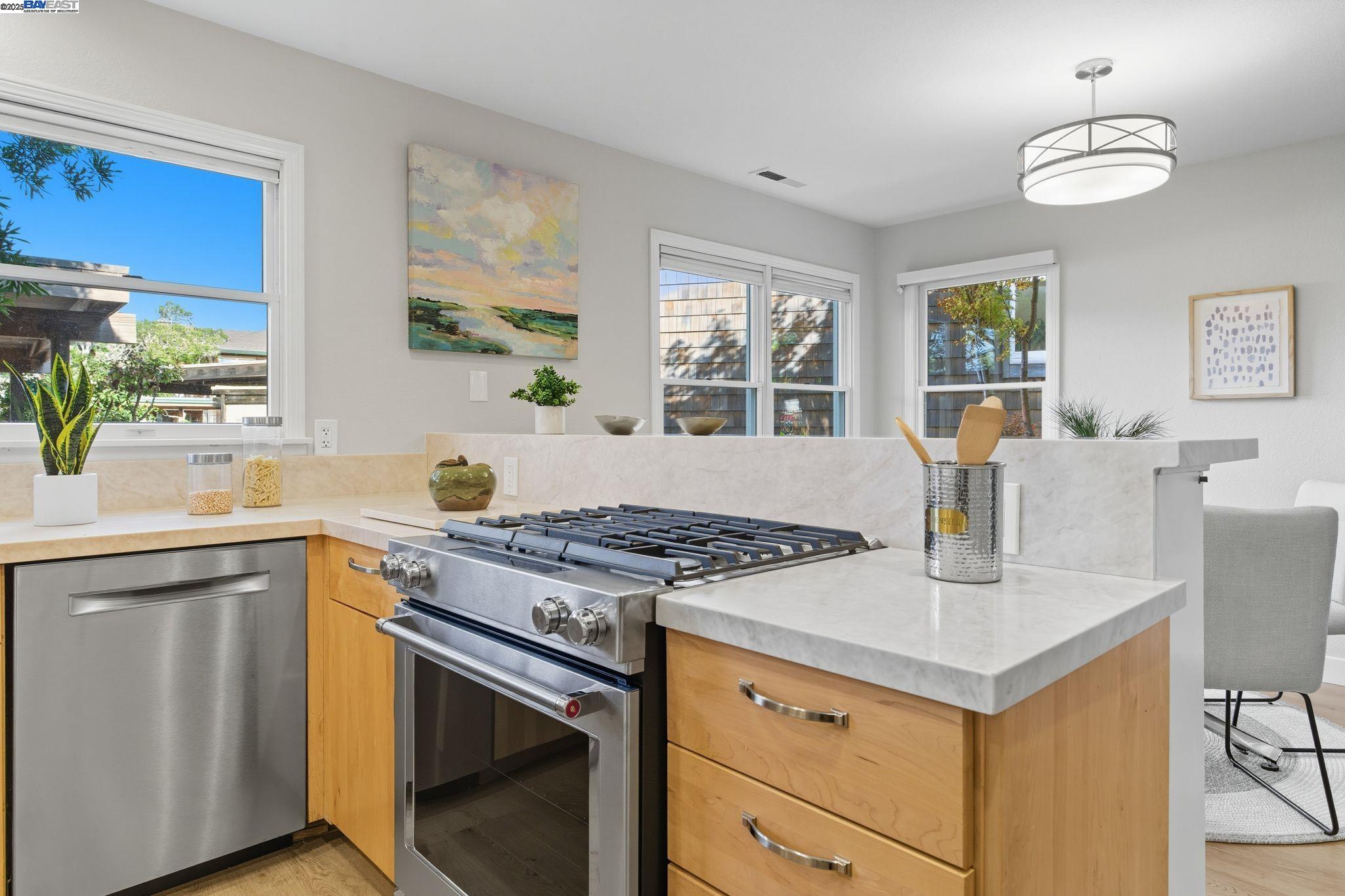 Photo #3: 41111714 Listing 