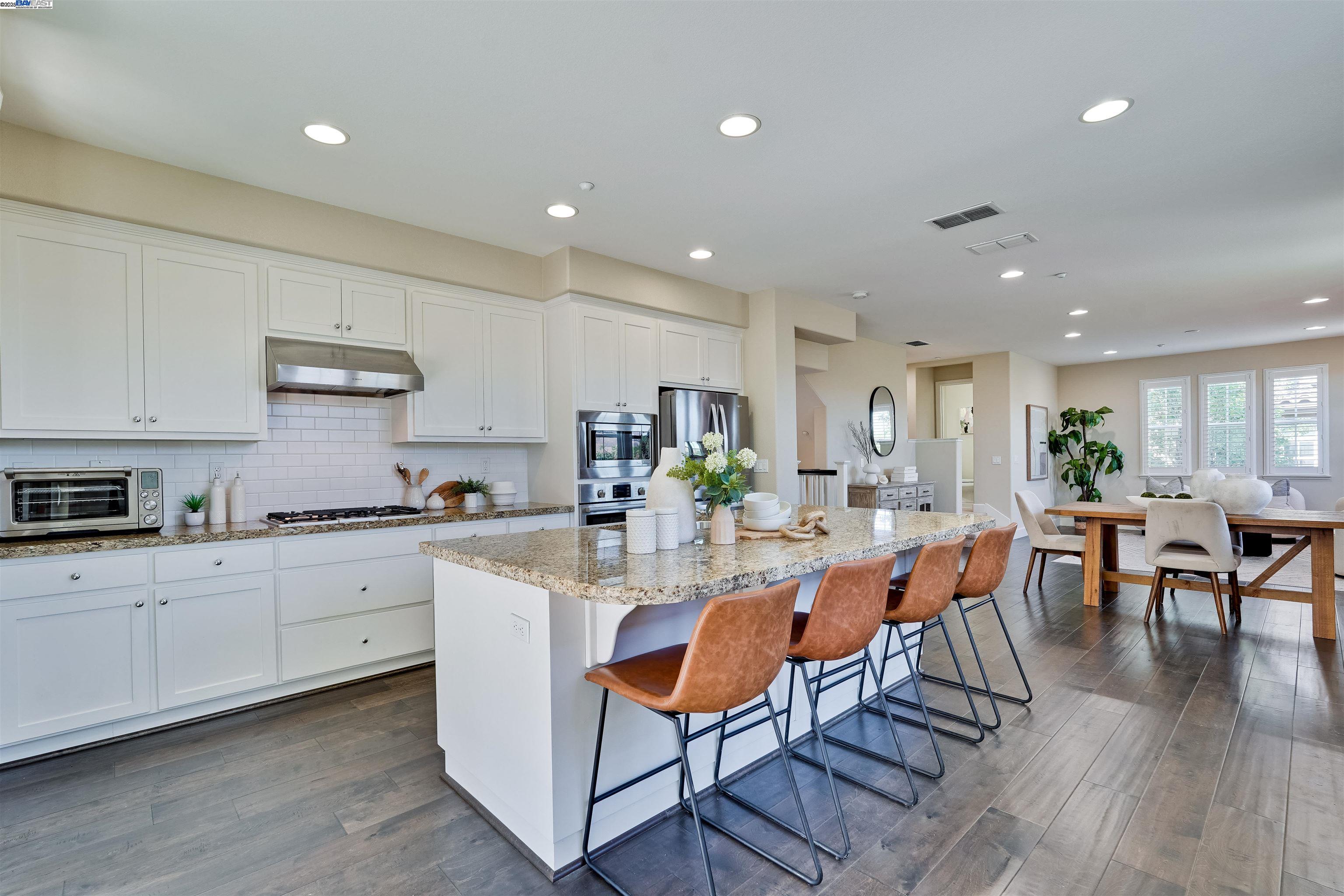Photo #11: 41111717 Listing: Photo #11