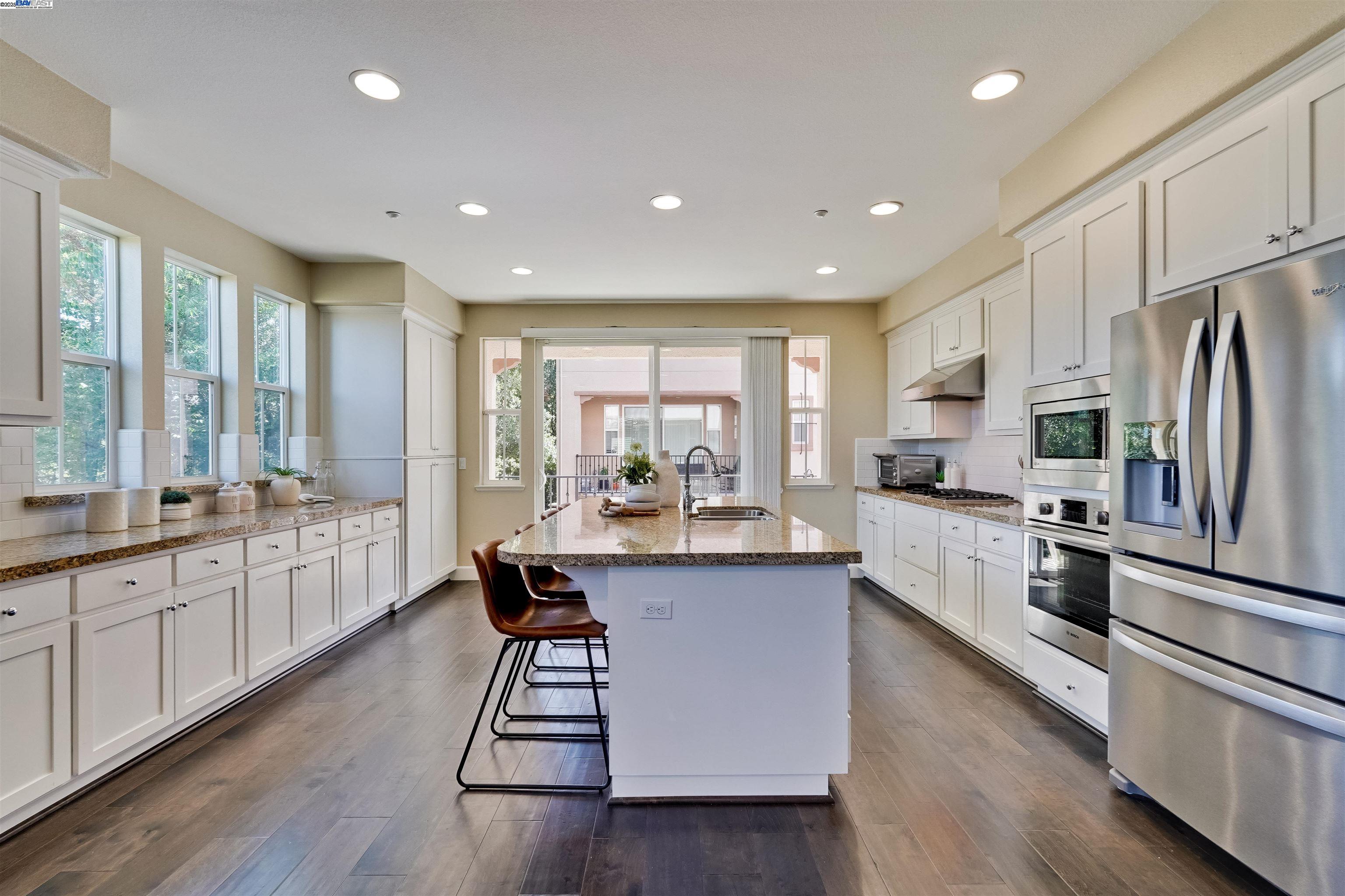 Photo #7: 41111717 Listing: Photo #7