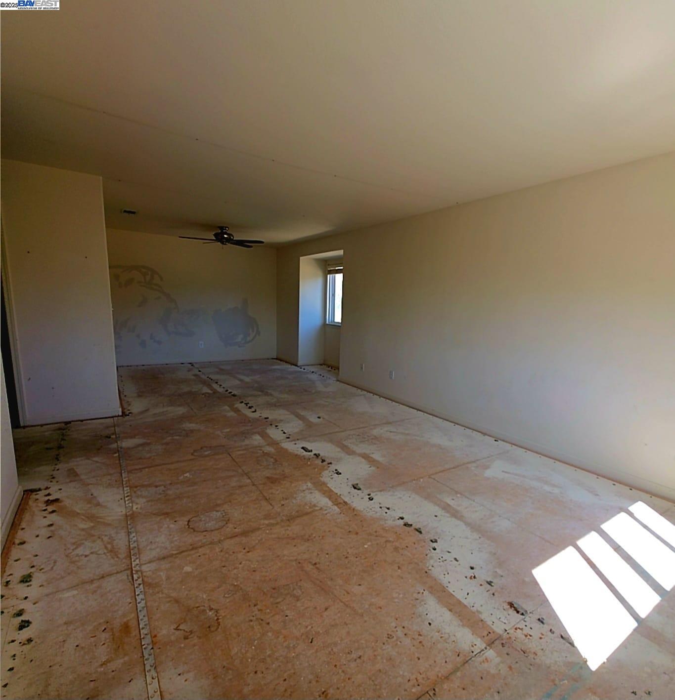 Detail Gallery Image 10 of 14 For 814 Kingman Dr, Vacaville,  CA 95687 - 3 Beds | 2/1 Baths