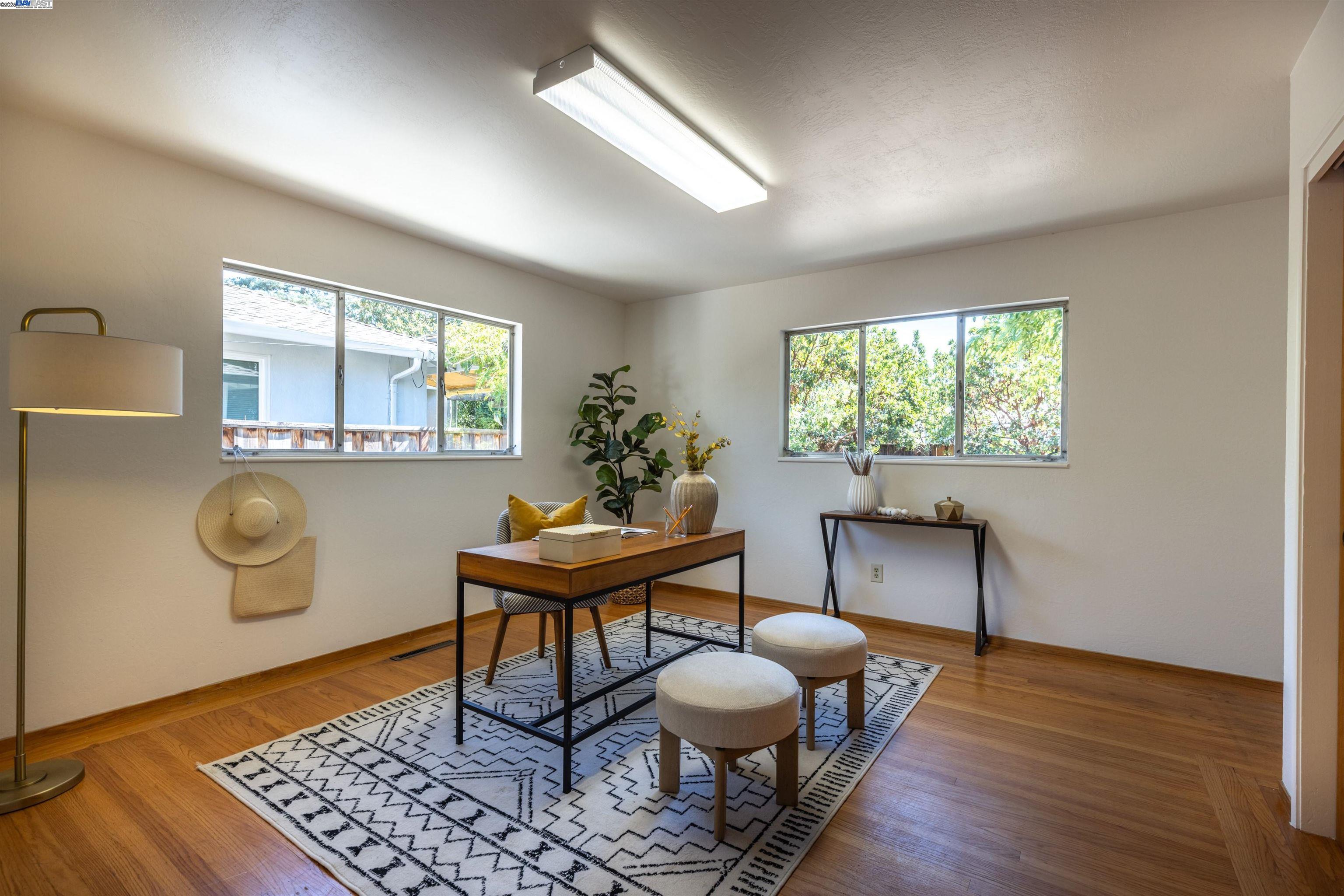 Detail Gallery Image 14 of 43 For 3857 Pestana Way, Livermore,  CA 94550 - 4 Beds | 2 Baths