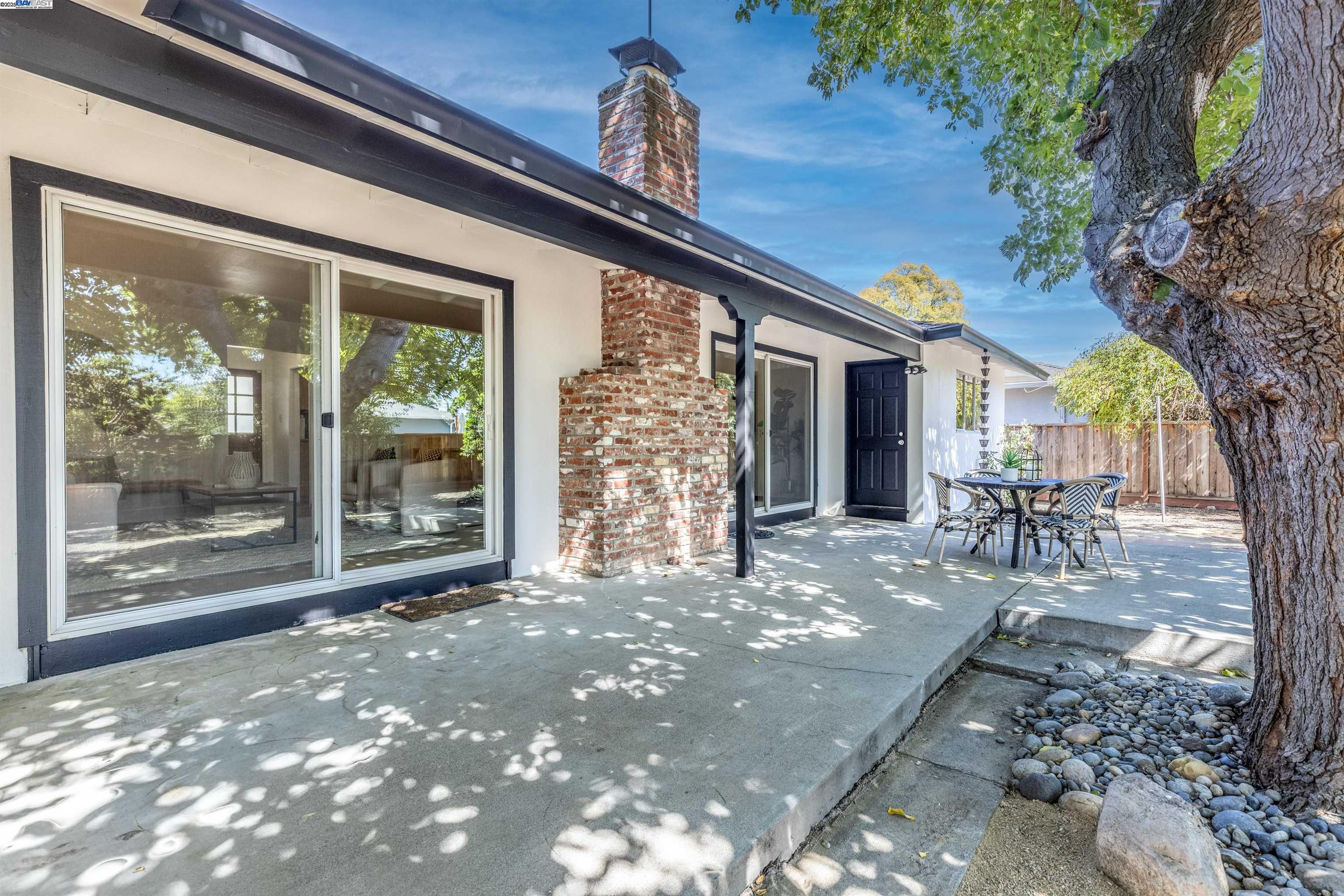 Detail Gallery Image 25 of 43 For 3857 Pestana Way, Livermore,  CA 94550 - 4 Beds | 2 Baths