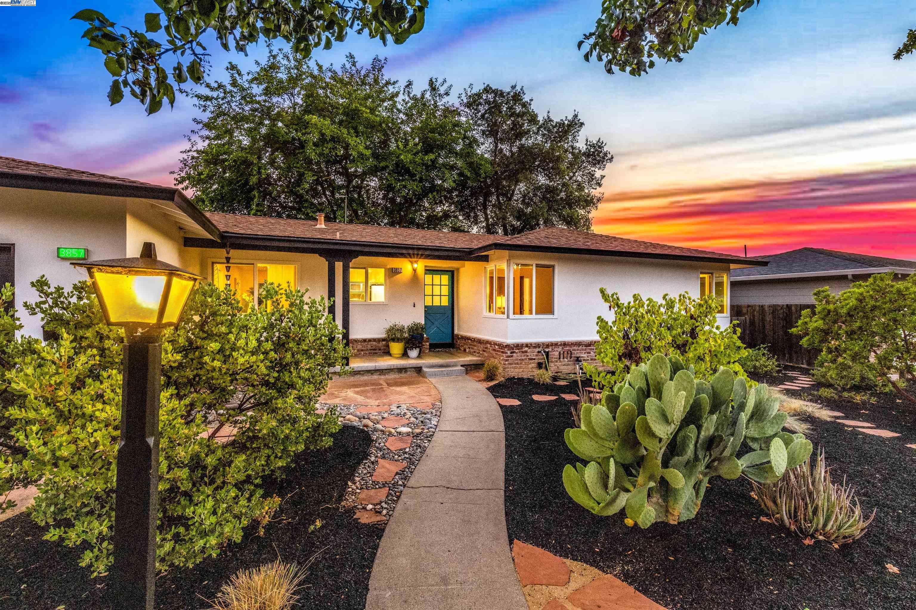 Detail Gallery Image 30 of 43 For 3857 Pestana Way, Livermore,  CA 94550 - 4 Beds | 2 Baths