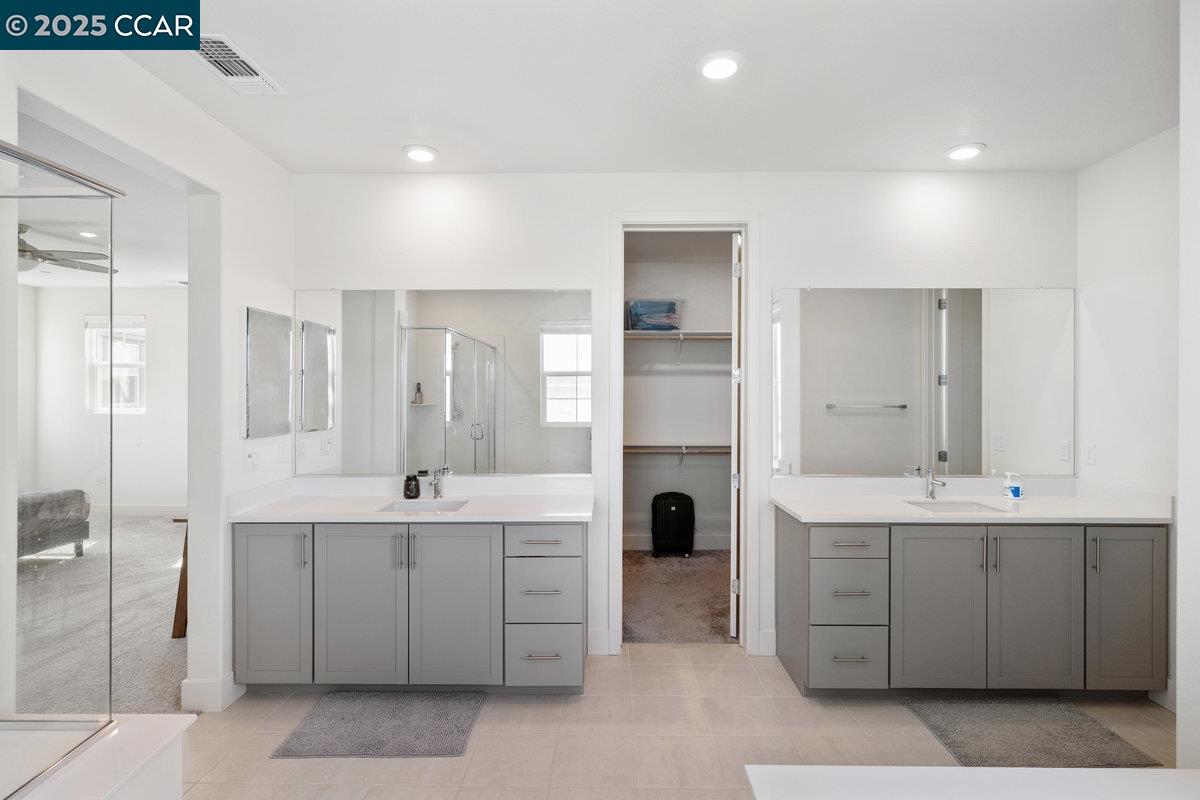 Detail Gallery Image 23 of 41 For 6734 Ishan St, Tracy,  CA 95377 - 5 Beds | 3/1 Baths