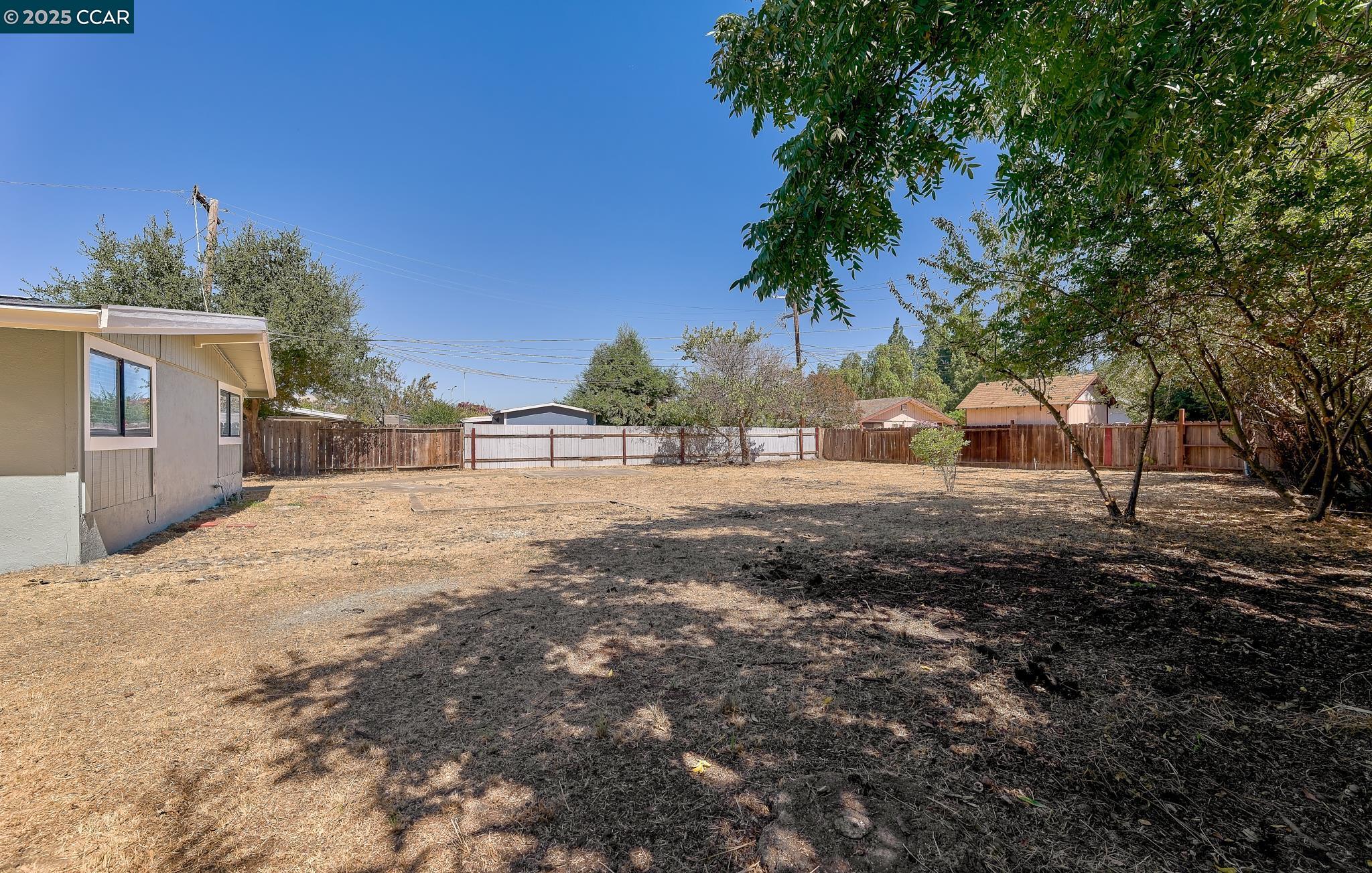 Detail Gallery Image 19 of 21 For 1407 Minnesota St, Fairfield,  CA 94533 - 3 Beds | 2 Baths