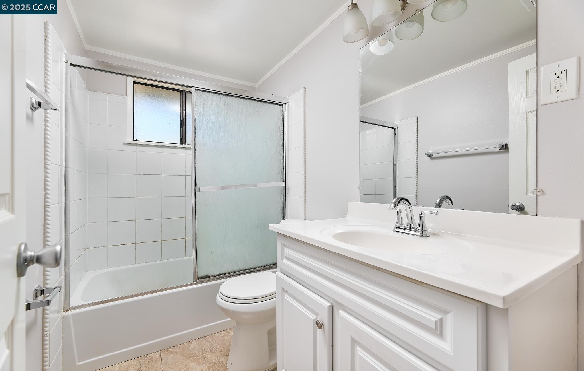 Detail Gallery Image 5 of 21 For 1407 Minnesota St, Fairfield,  CA 94533 - 3 Beds | 2 Baths