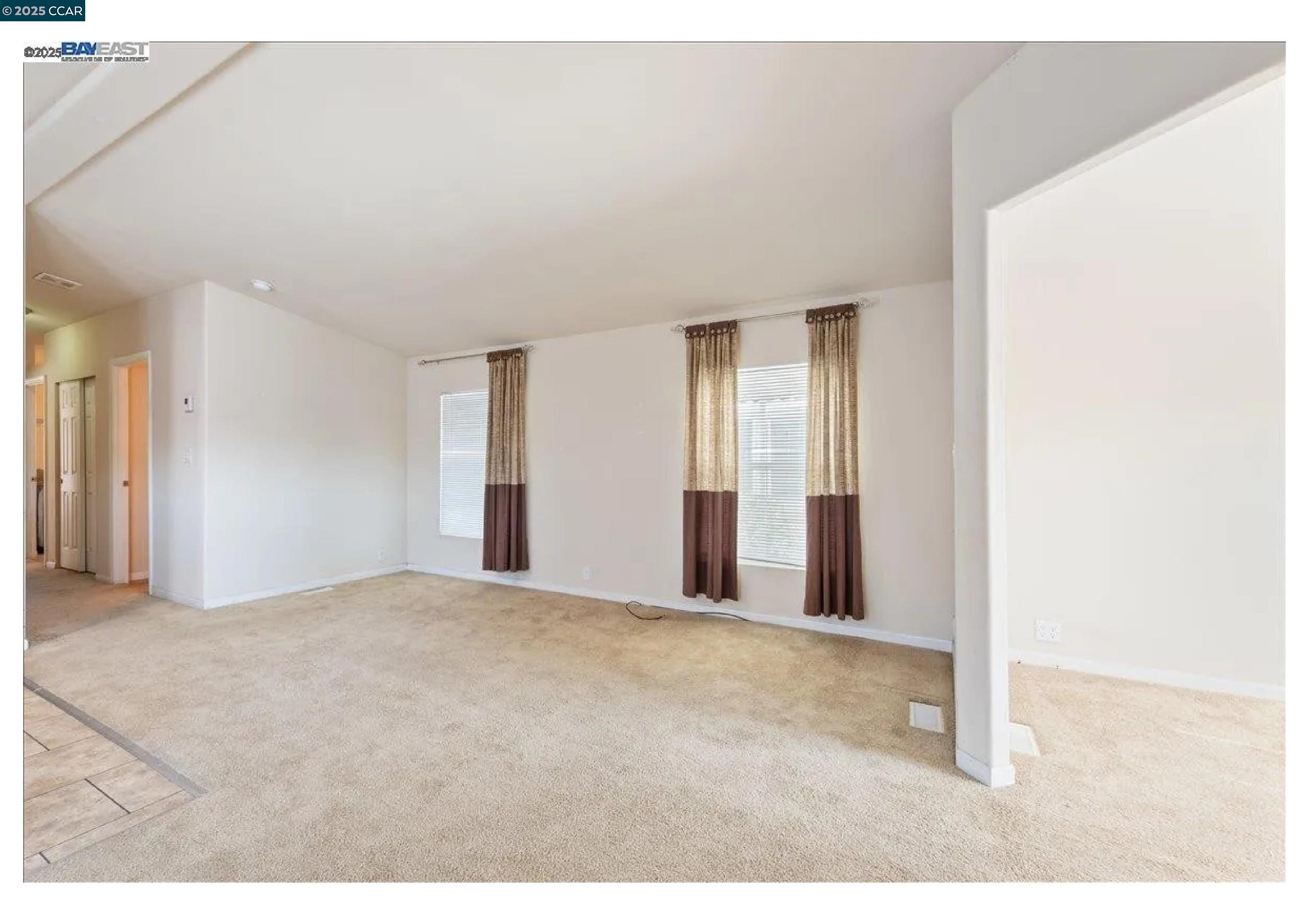Detail Gallery Image 5 of 13 For 341 Vista Del Rio #102,  Pacheco,  CA 94553-0000 - 2 Beds | 2 Baths