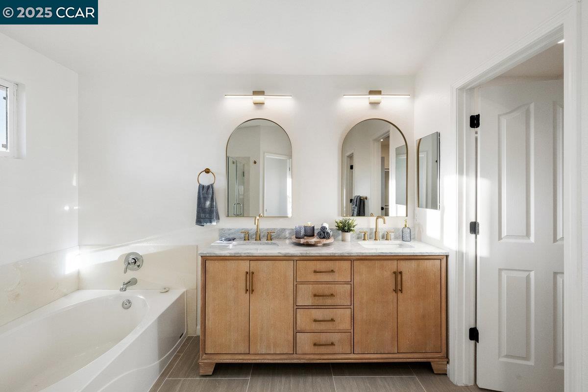 Detail Gallery Image 31 of 52 For 1677 Green Springs Ct, Tracy,  CA 95377 - 5 Beds | 4 Baths