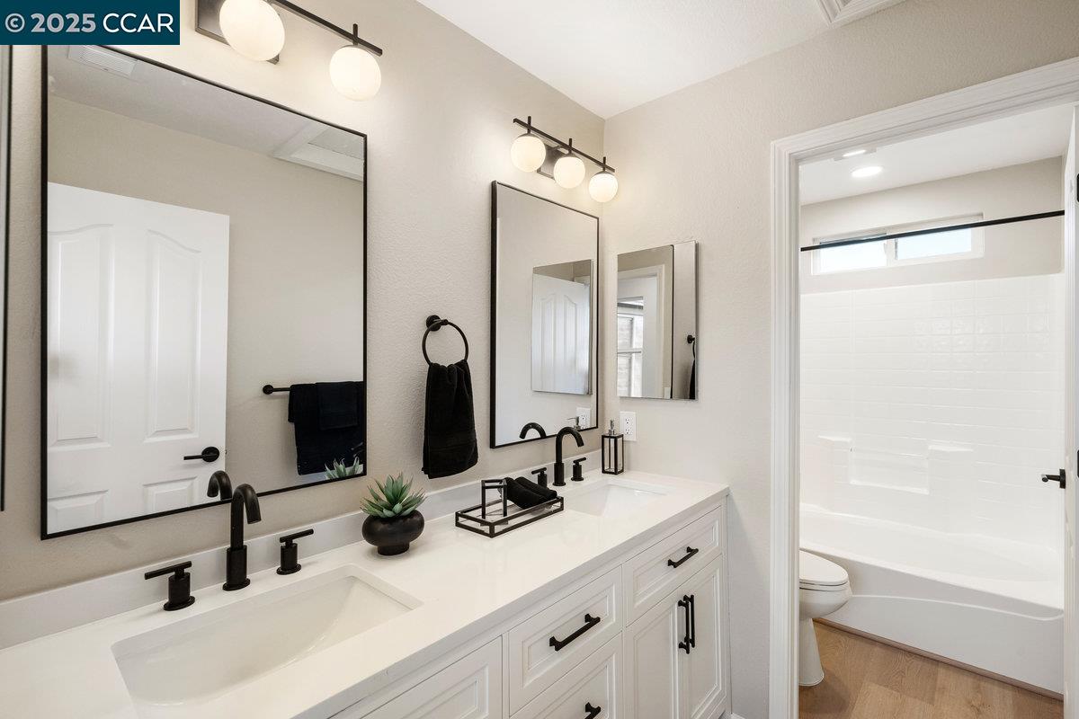 Detail Gallery Image 37 of 52 For 1677 Green Springs Ct, Tracy,  CA 95377 - 5 Beds | 4 Baths