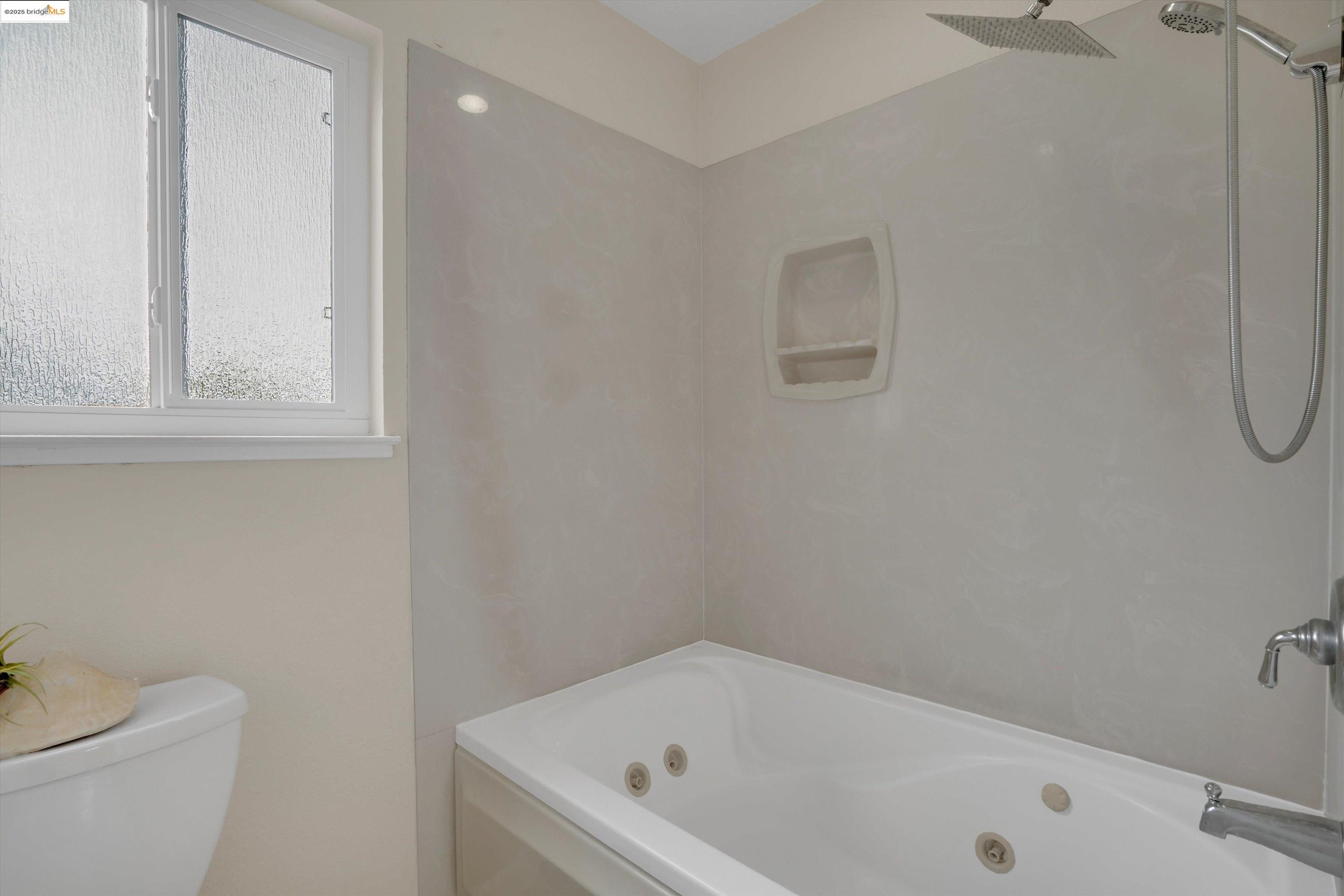 Detail Gallery Image 16 of 23 For 1812 Home Gate Dr, San Jose,  CA 95148 - 3 Beds | 2/1 Baths