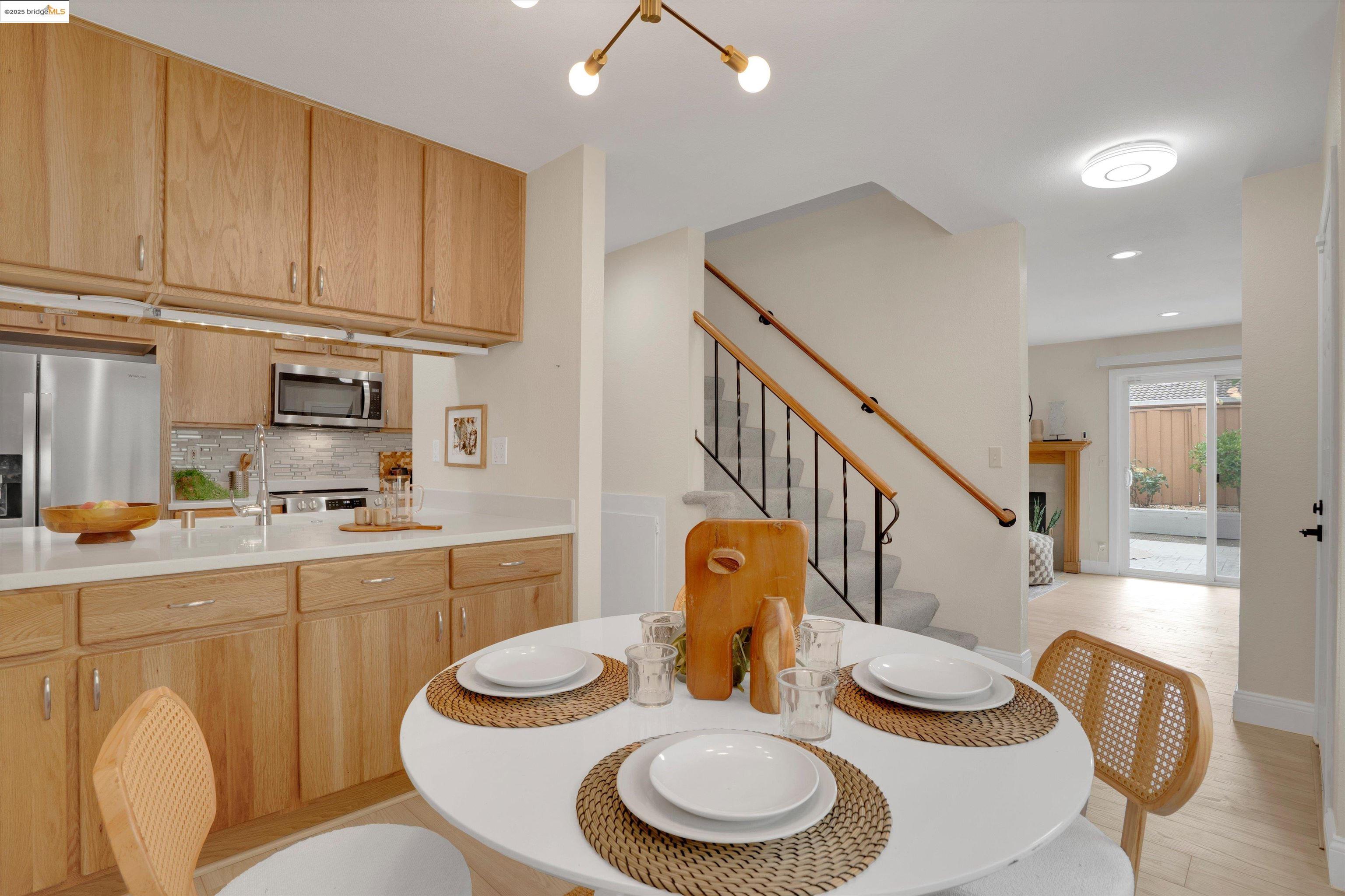 Detail Gallery Image 9 of 23 For 1812 Home Gate Dr, San Jose,  CA 95148 - 3 Beds | 2/1 Baths