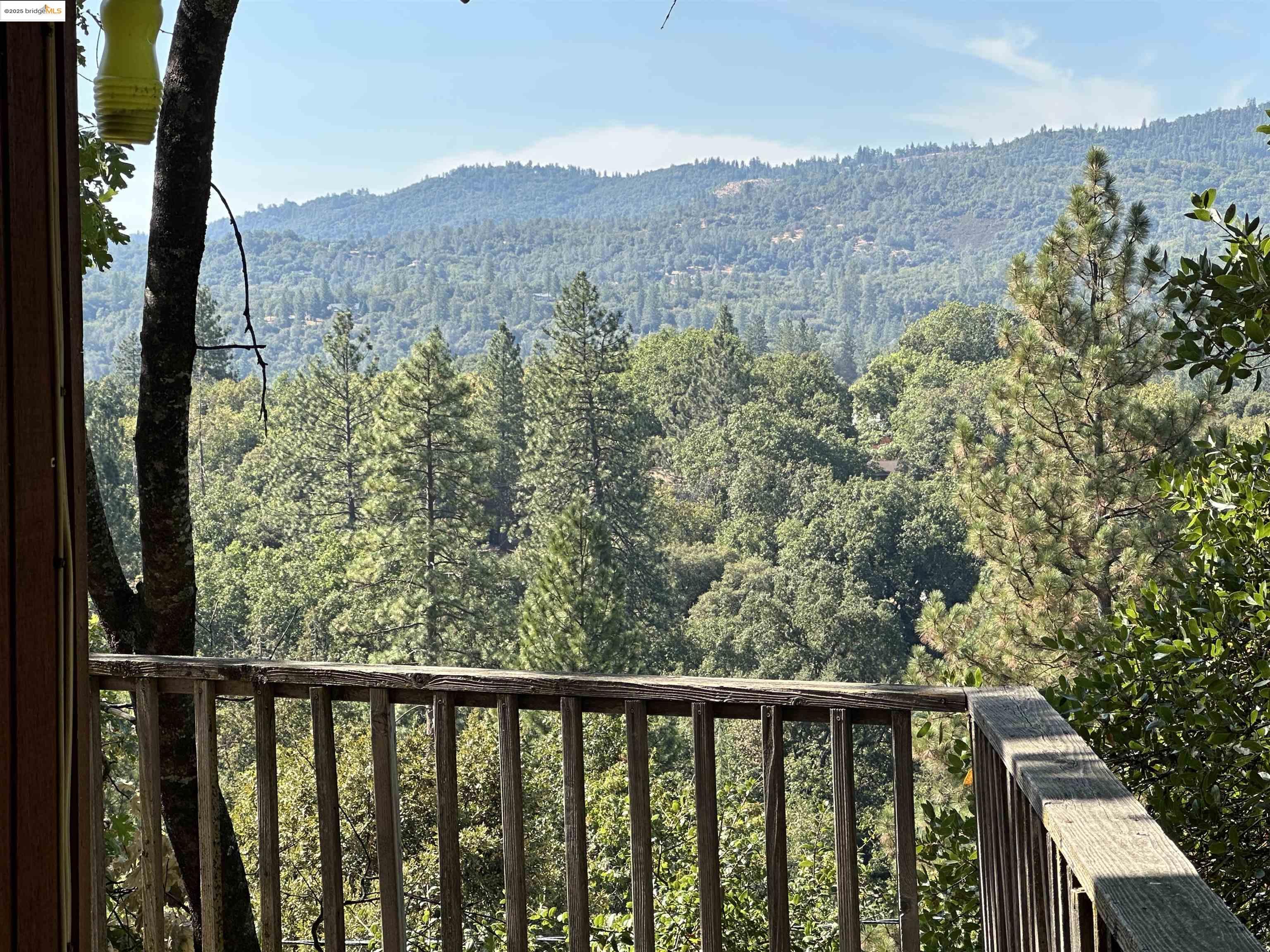 Detail Gallery Image 4 of 9 For 21369 American River Dr, Sonora,  CA 95370 - 3 Beds | 2 Baths
