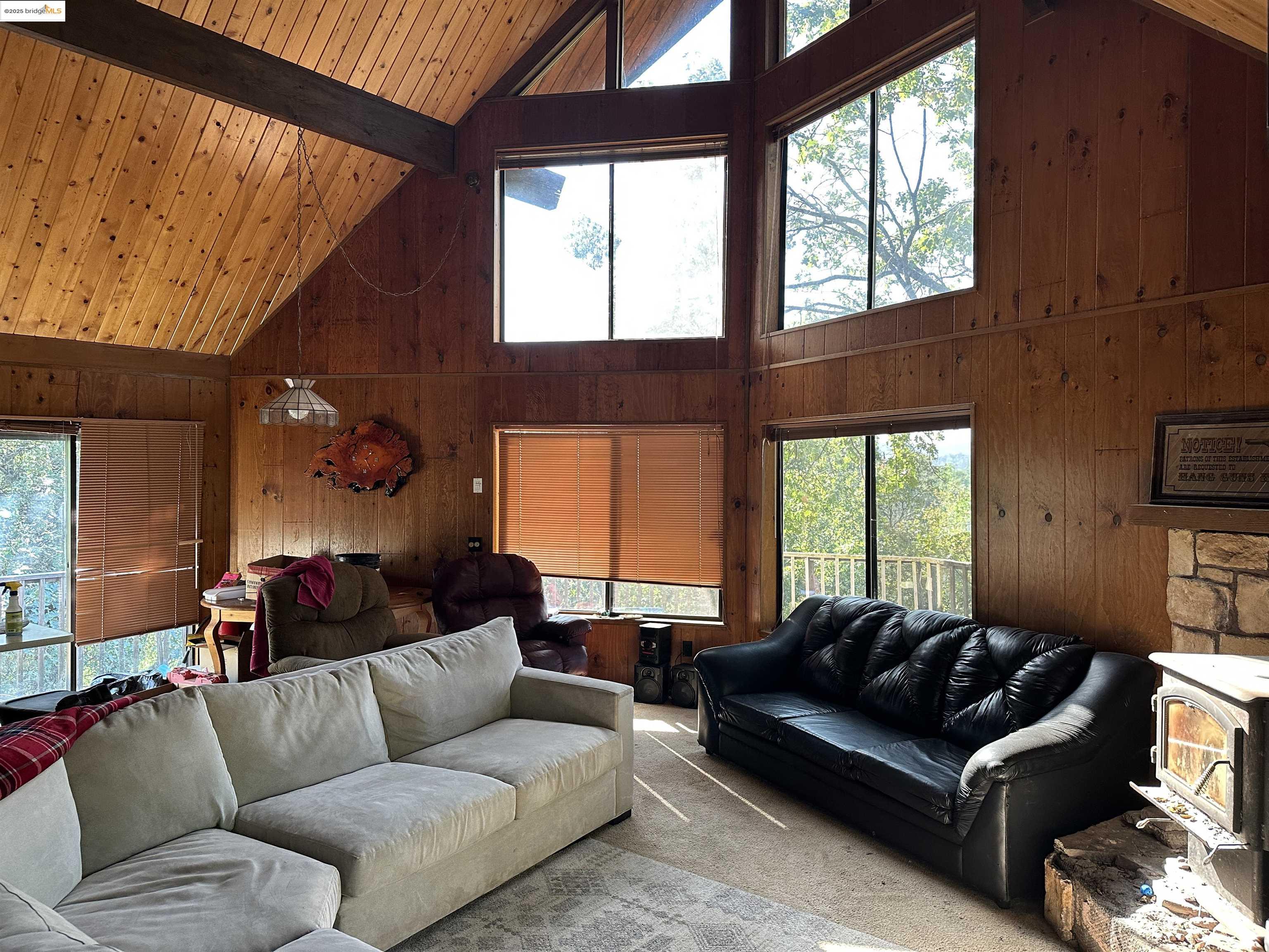 Detail Gallery Image 7 of 9 For 21369 American River Dr, Sonora,  CA 95370 - 3 Beds | 2 Baths