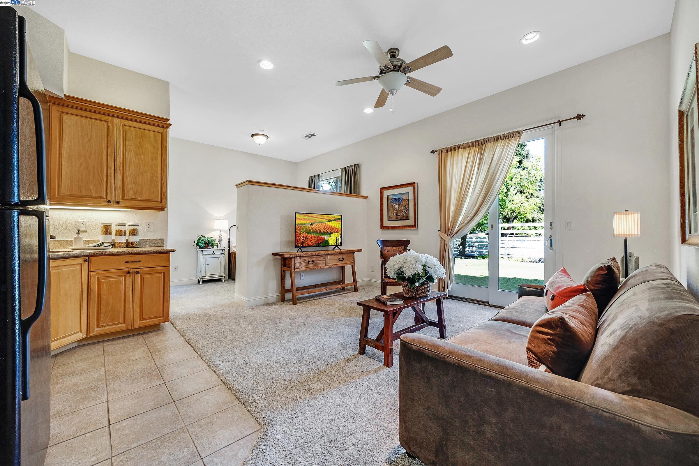 Detail Gallery Image 19 of 52 For 2304 White Oak Pl, Livermore,  CA 94550 - 6 Beds | 4/1 Baths