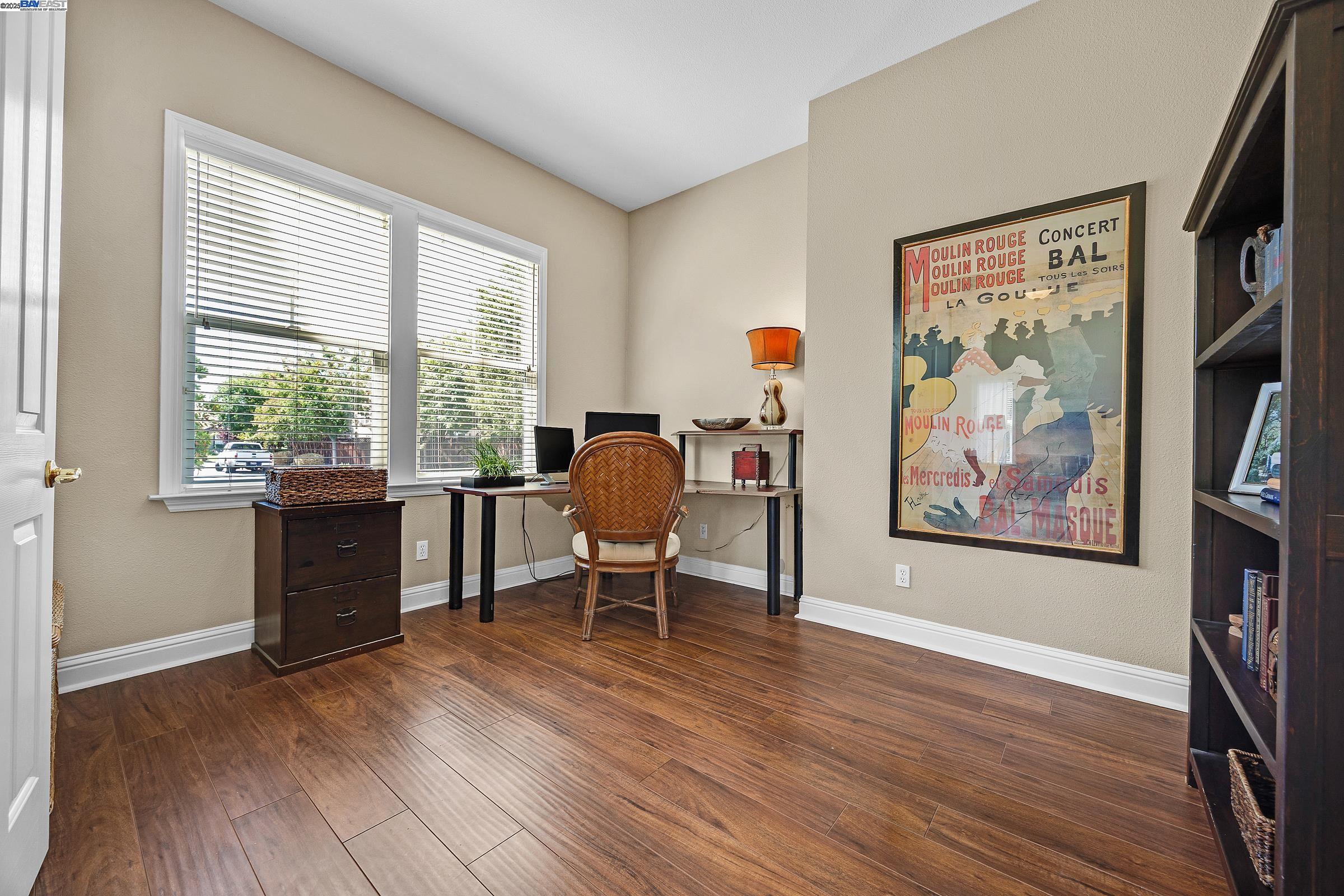 Detail Gallery Image 24 of 52 For 2304 White Oak Pl, Livermore,  CA 94550 - 6 Beds | 4/1 Baths