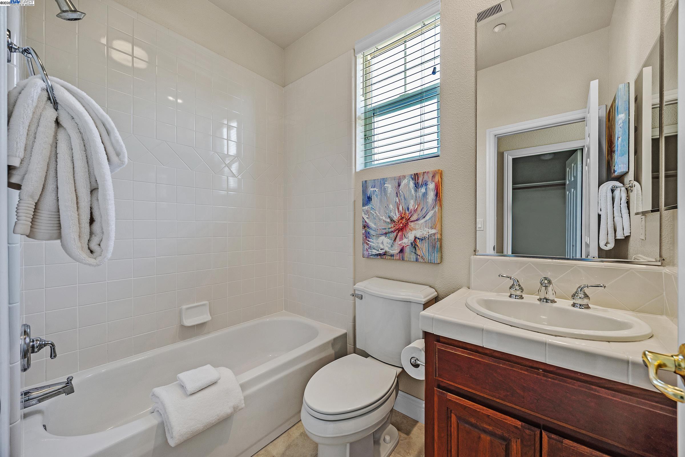 Detail Gallery Image 38 of 52 For 2304 White Oak Pl, Livermore,  CA 94550 - 6 Beds | 4/1 Baths