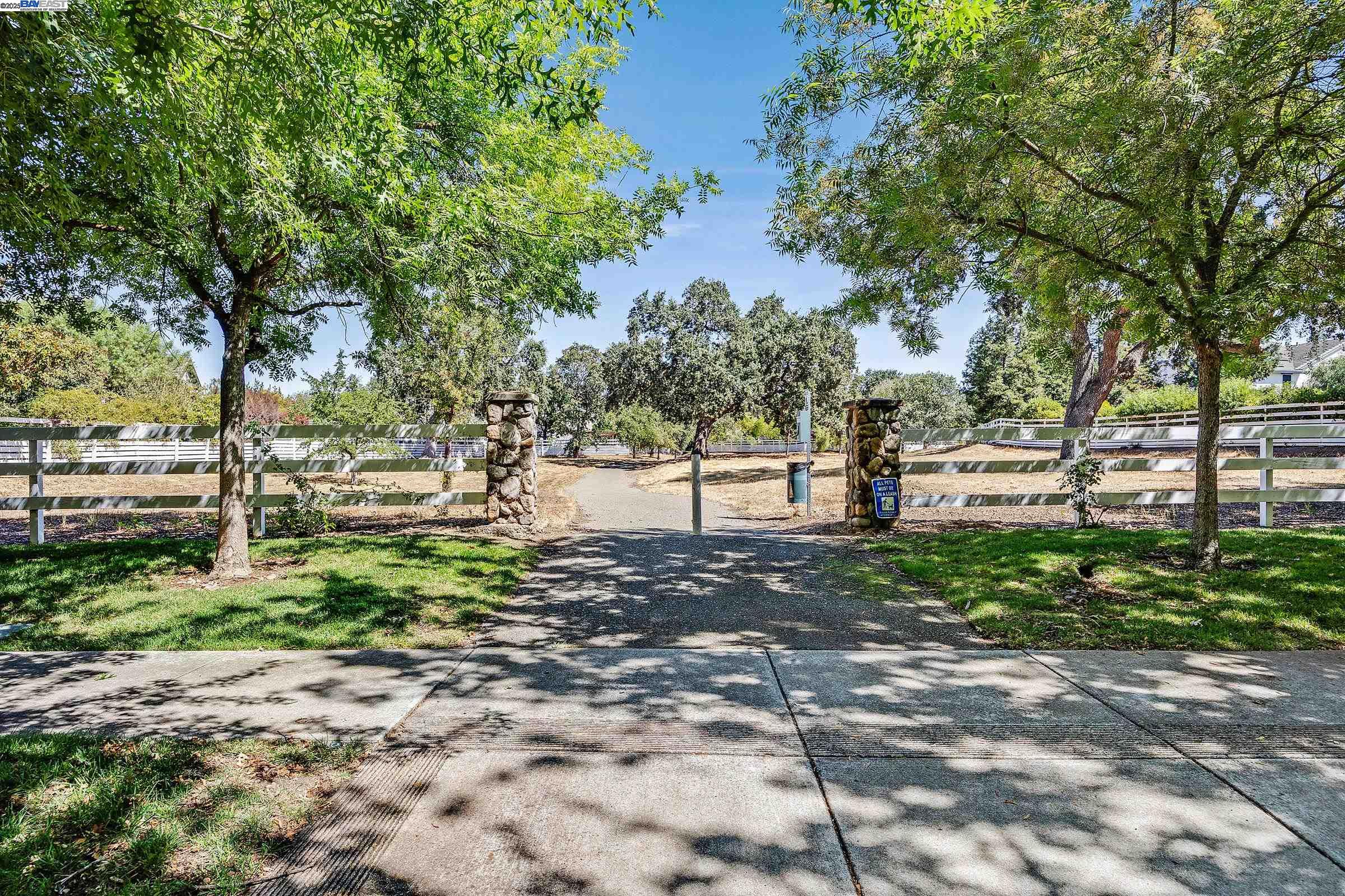 Detail Gallery Image 49 of 52 For 2304 White Oak Pl, Livermore,  CA 94550 - 6 Beds | 4/1 Baths