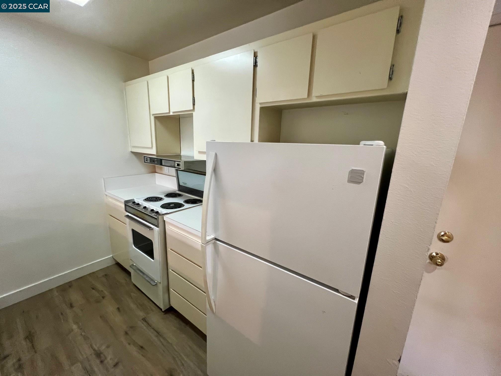 Photo #6: 41111738 Listing 