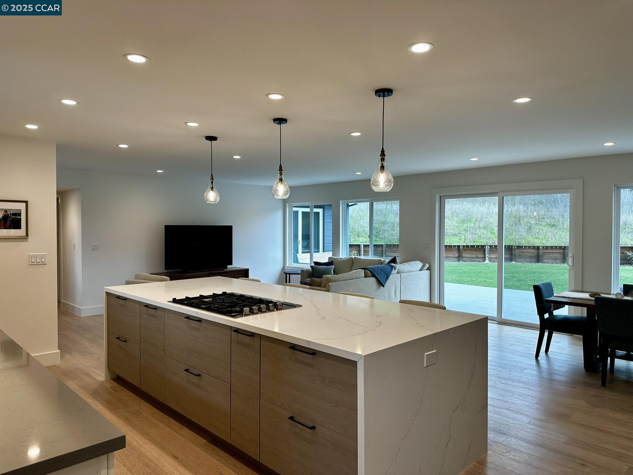 Detail Gallery Image 6 of 26 For 226 Alderbrook Pl, Moraga,  CA 94556 - 4 Beds | 2/1 Baths