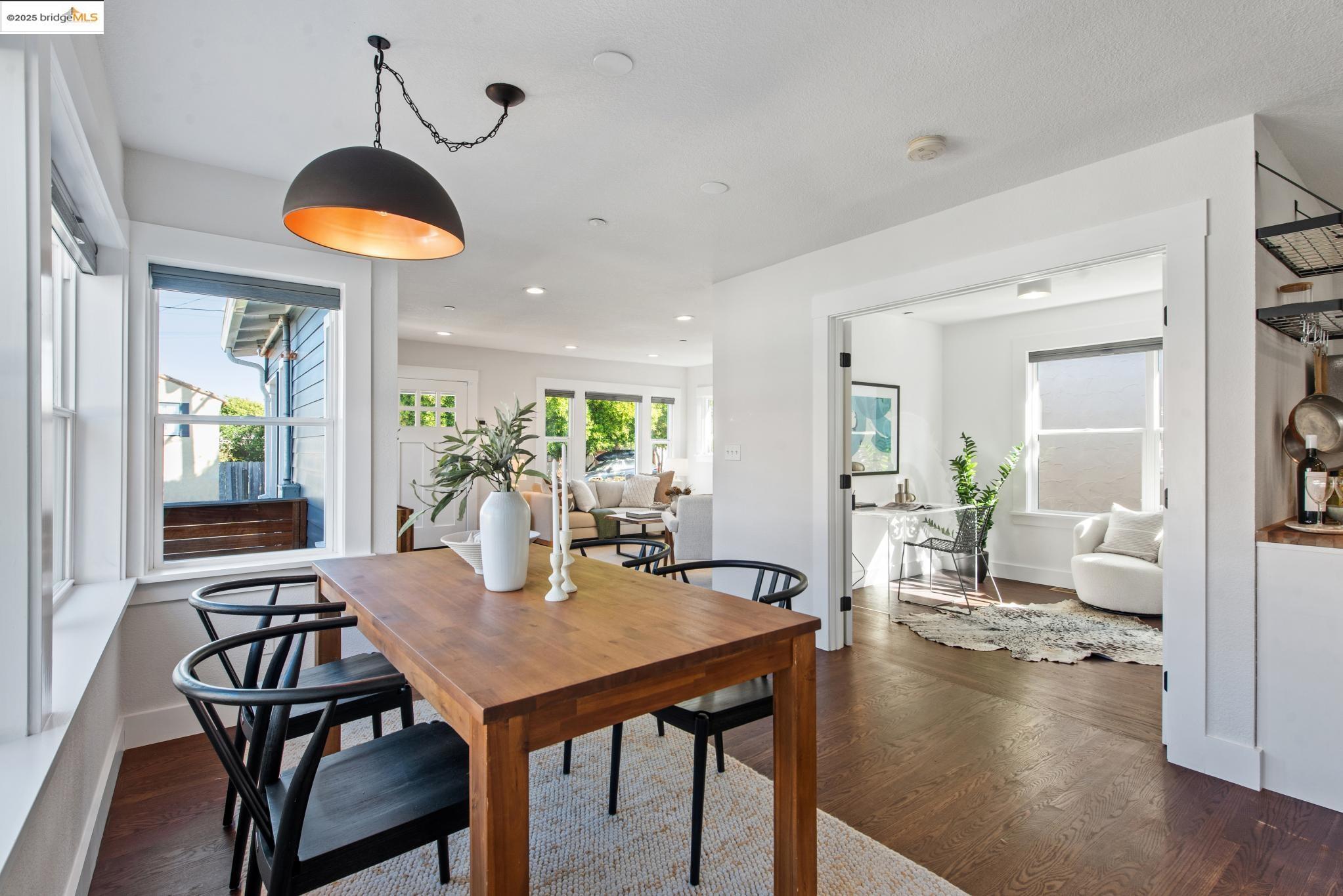 Detail Gallery Image 11 of 60 For 1120 Garfield Avenue, Albany,  CA 94706 - 4 Beds | 3 Baths