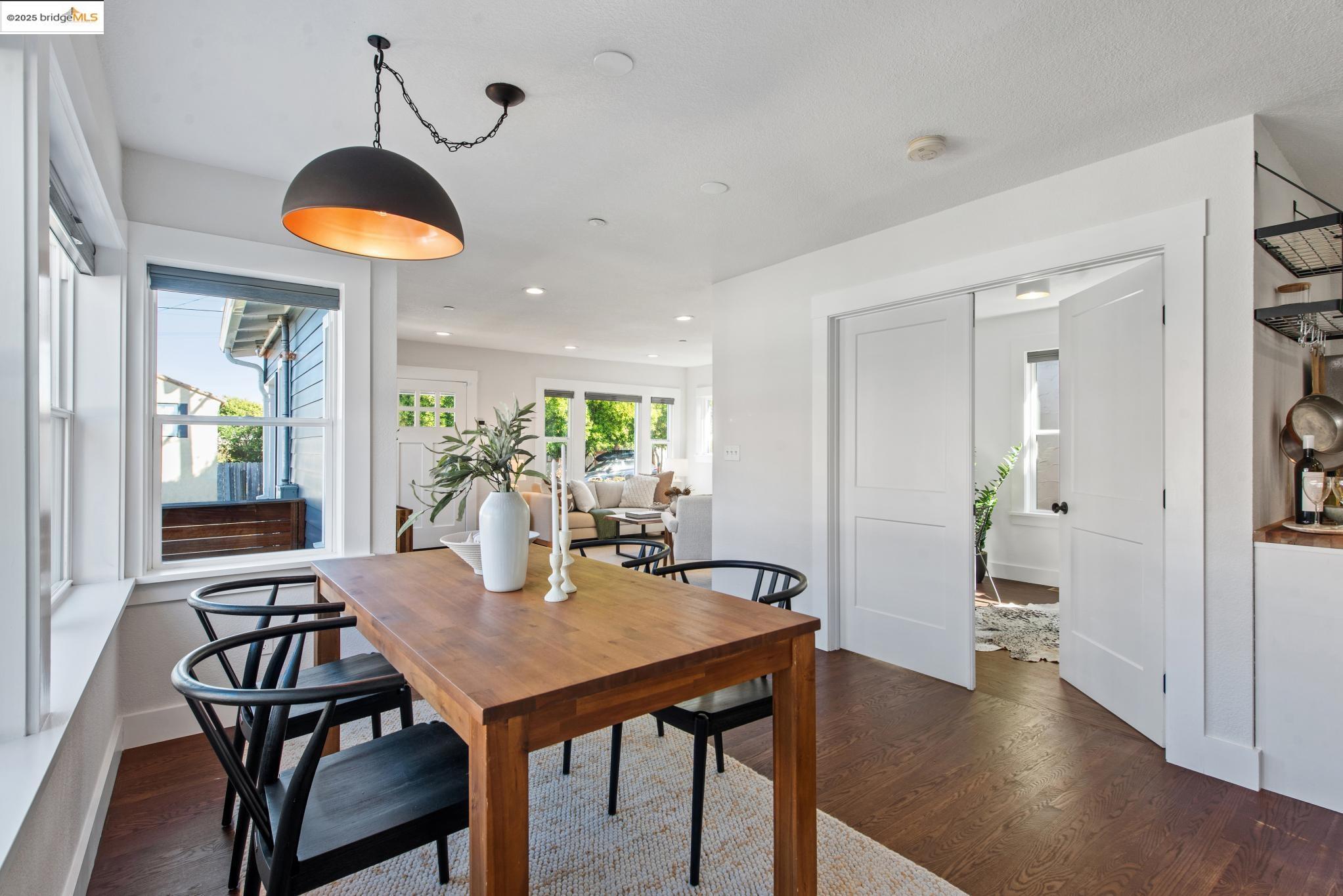 Detail Gallery Image 12 of 60 For 1120 Garfield Avenue, Albany,  CA 94706 - 4 Beds | 3 Baths