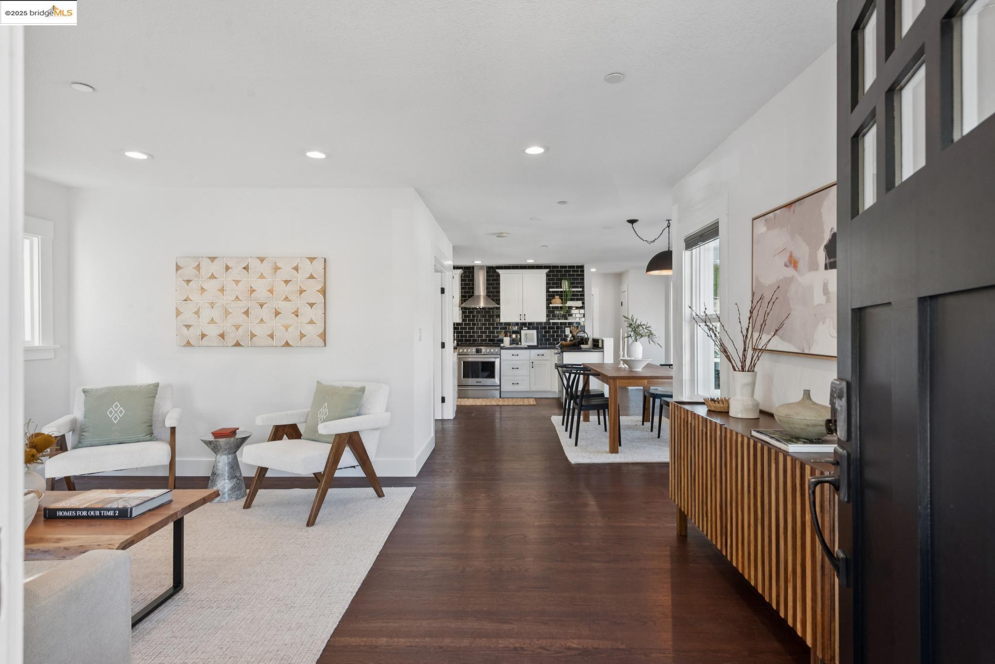 Detail Gallery Image 4 of 60 For 1120 Garfield Avenue, Albany,  CA 94706 - 4 Beds | 3 Baths