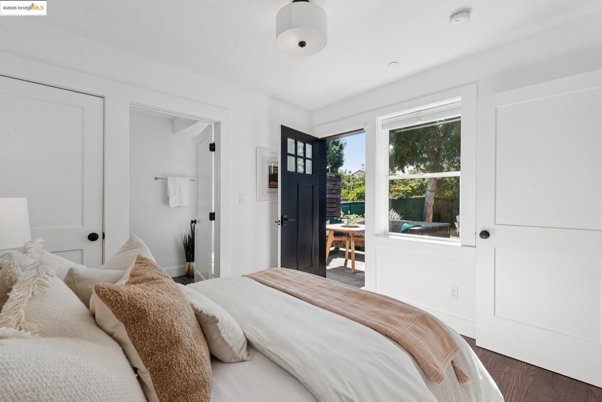 Detail Gallery Image 41 of 60 For 1120 Garfield Avenue, Albany,  CA 94706 - 4 Beds | 3 Baths