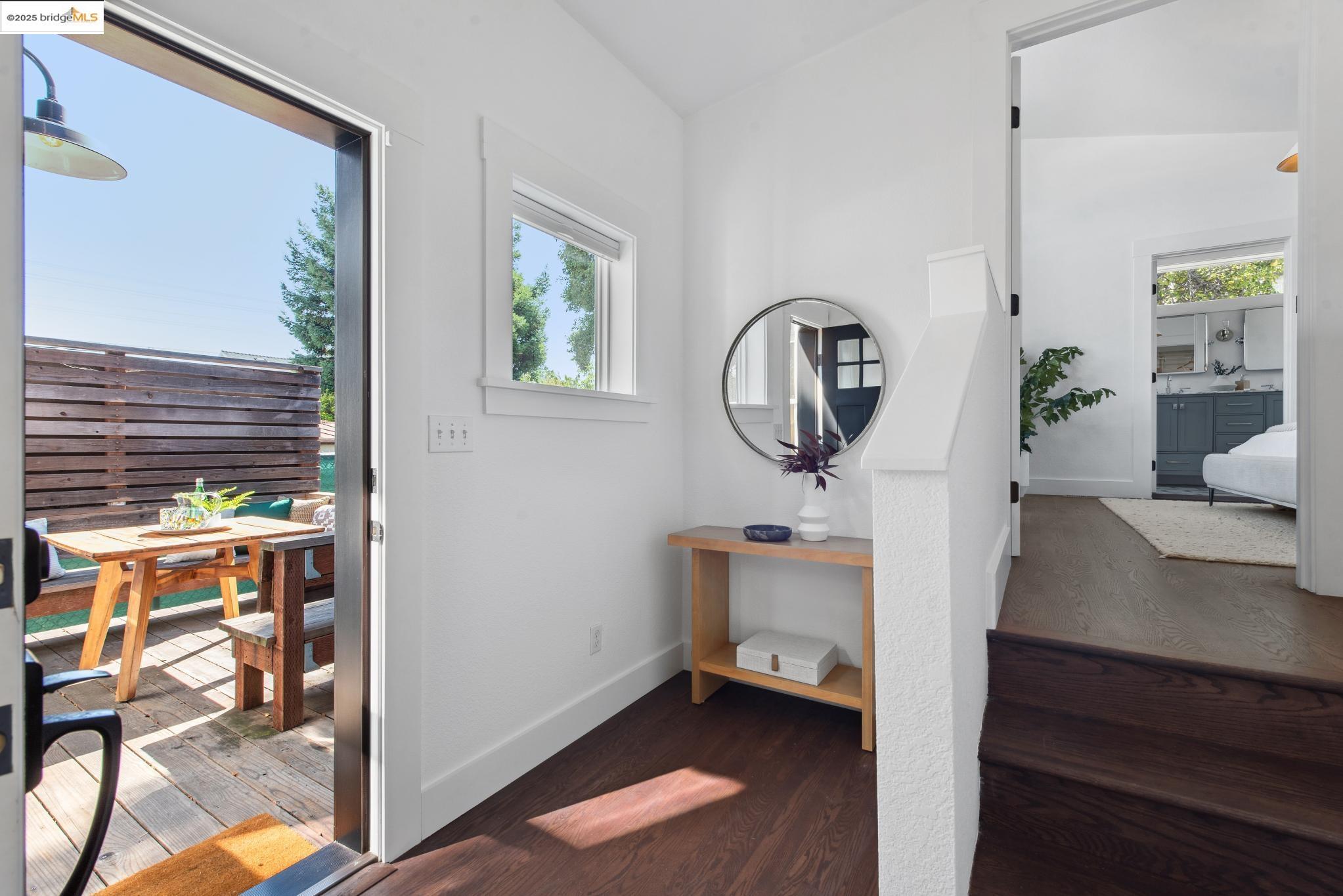 Detail Gallery Image 47 of 60 For 1120 Garfield Avenue, Albany,  CA 94706 - 4 Beds | 3 Baths