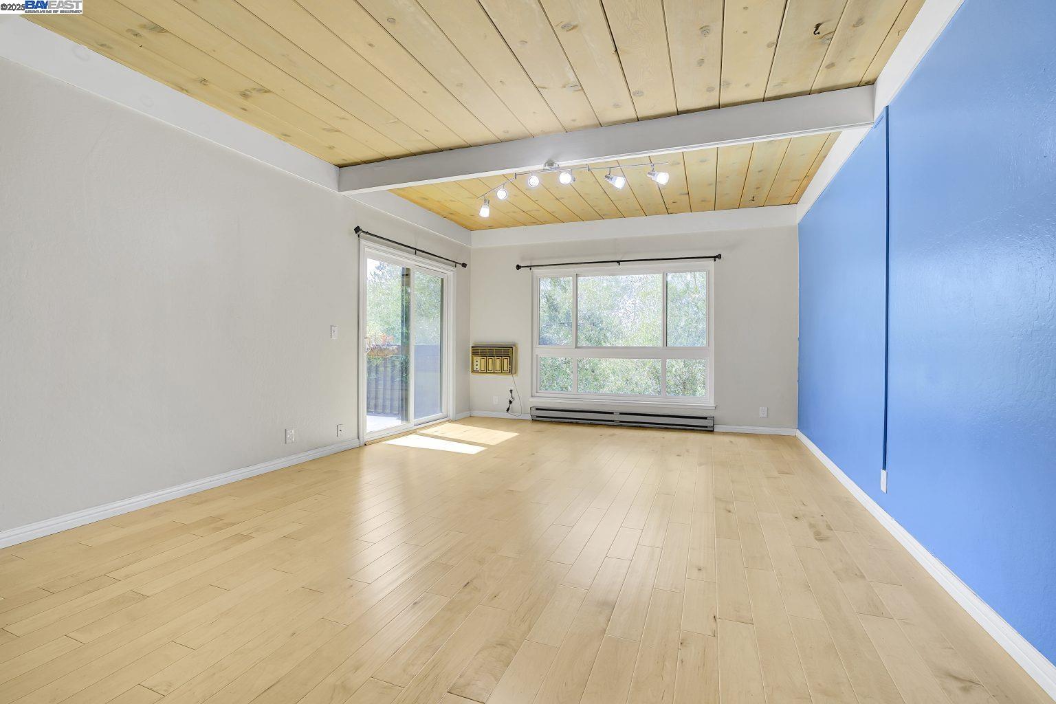 Photo #5: 41111742 Listing 