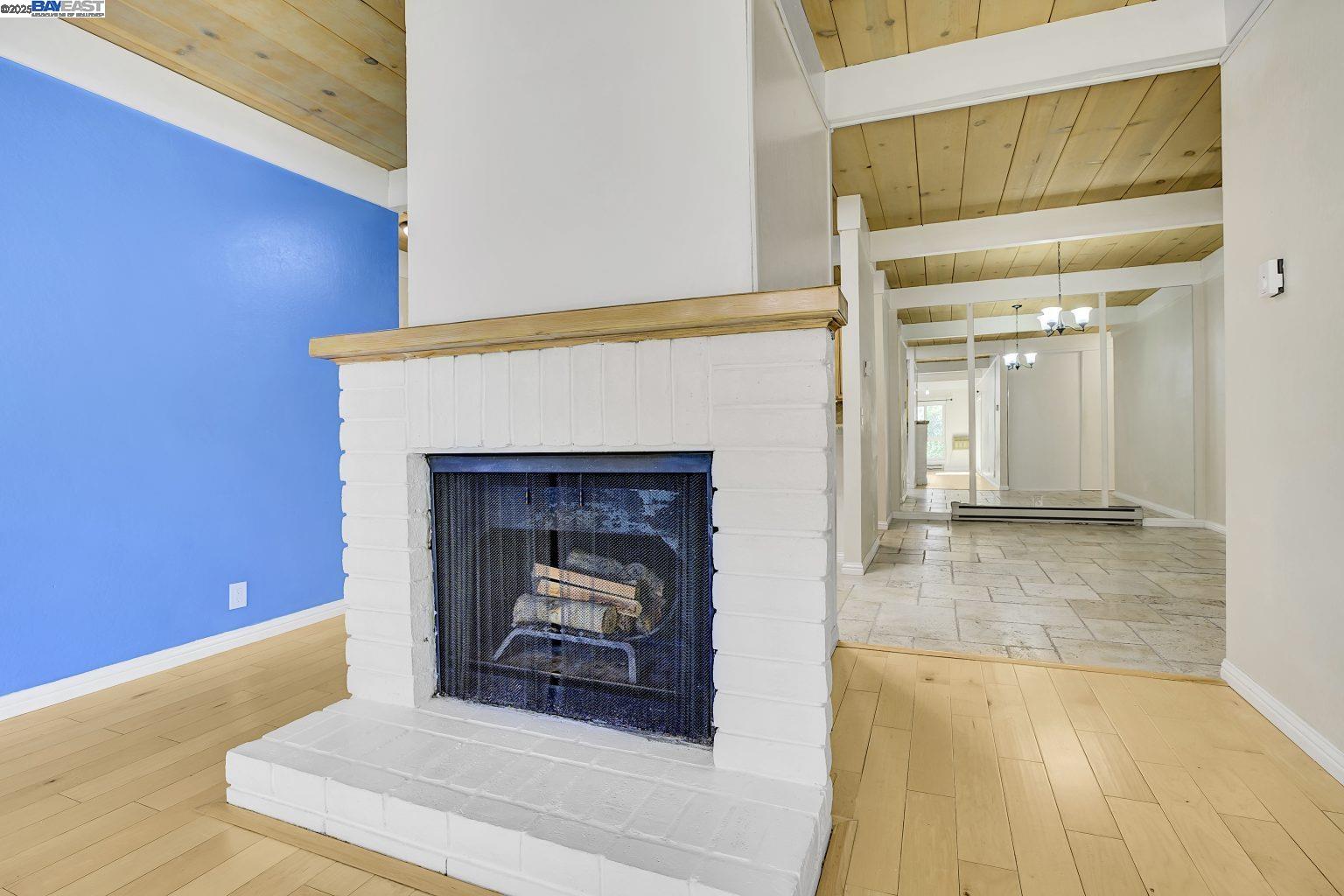 Photo #9: 41111742 Listing: Photo #9