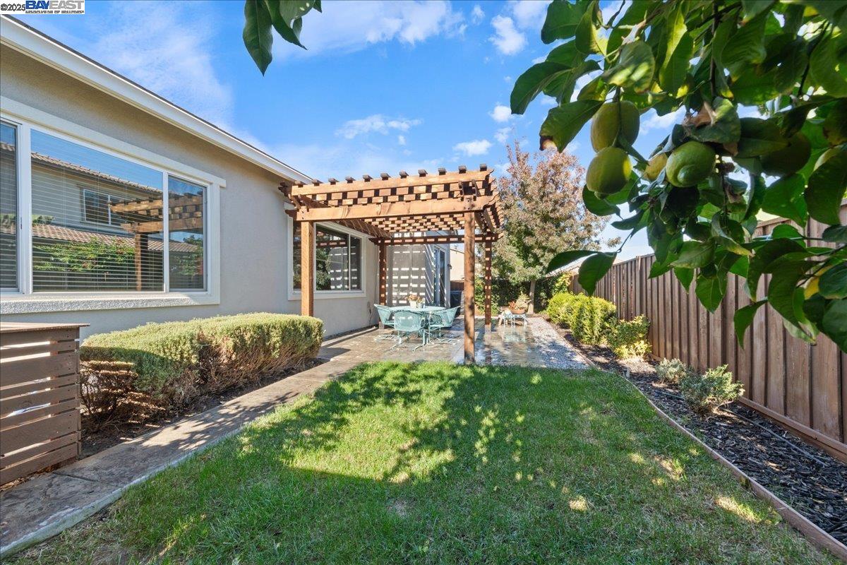 Detail Gallery Image 11 of 47 For 500 Brinwood Way, Oakley,  CA 94561 - 3 Beds | 2/1 Baths