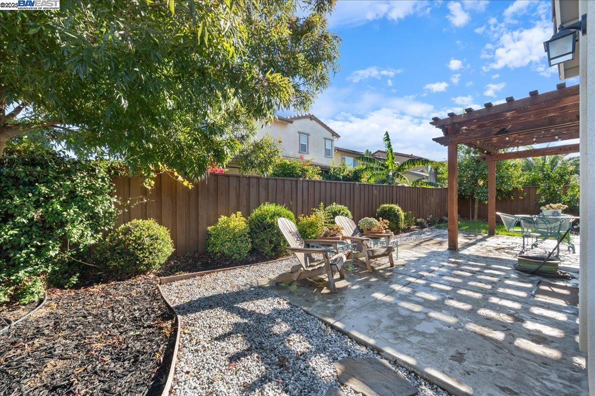 Detail Gallery Image 13 of 47 For 500 Brinwood Way, Oakley,  CA 94561 - 3 Beds | 2/1 Baths