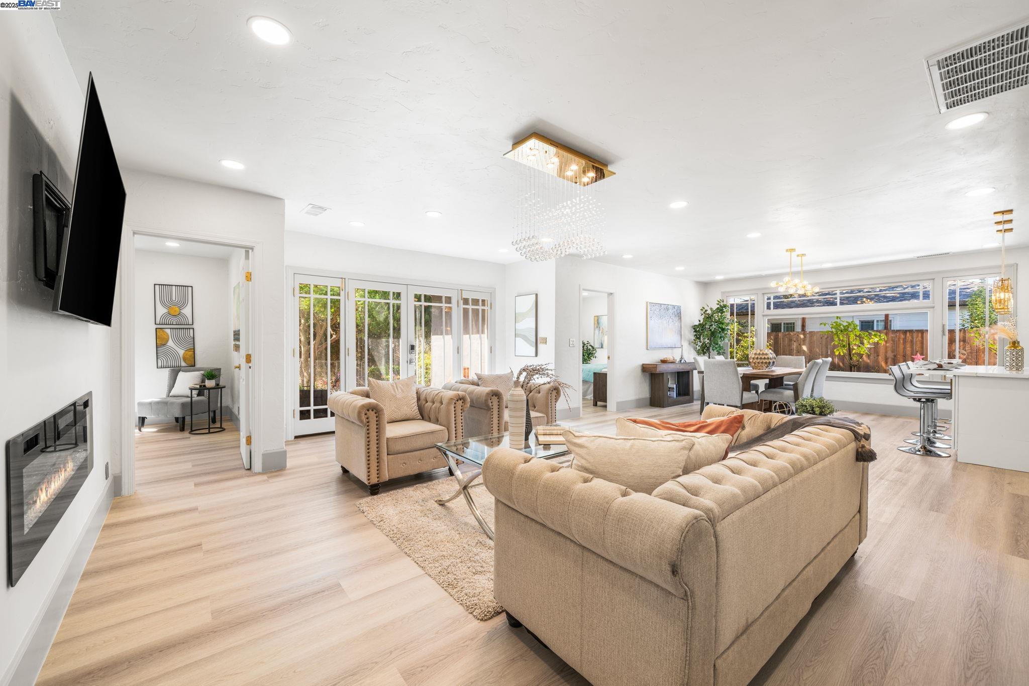 Detail Gallery Image 6 of 60 For 41620 Beatrice St, Fremont,  CA 94539 - 4 Beds | 2 Baths