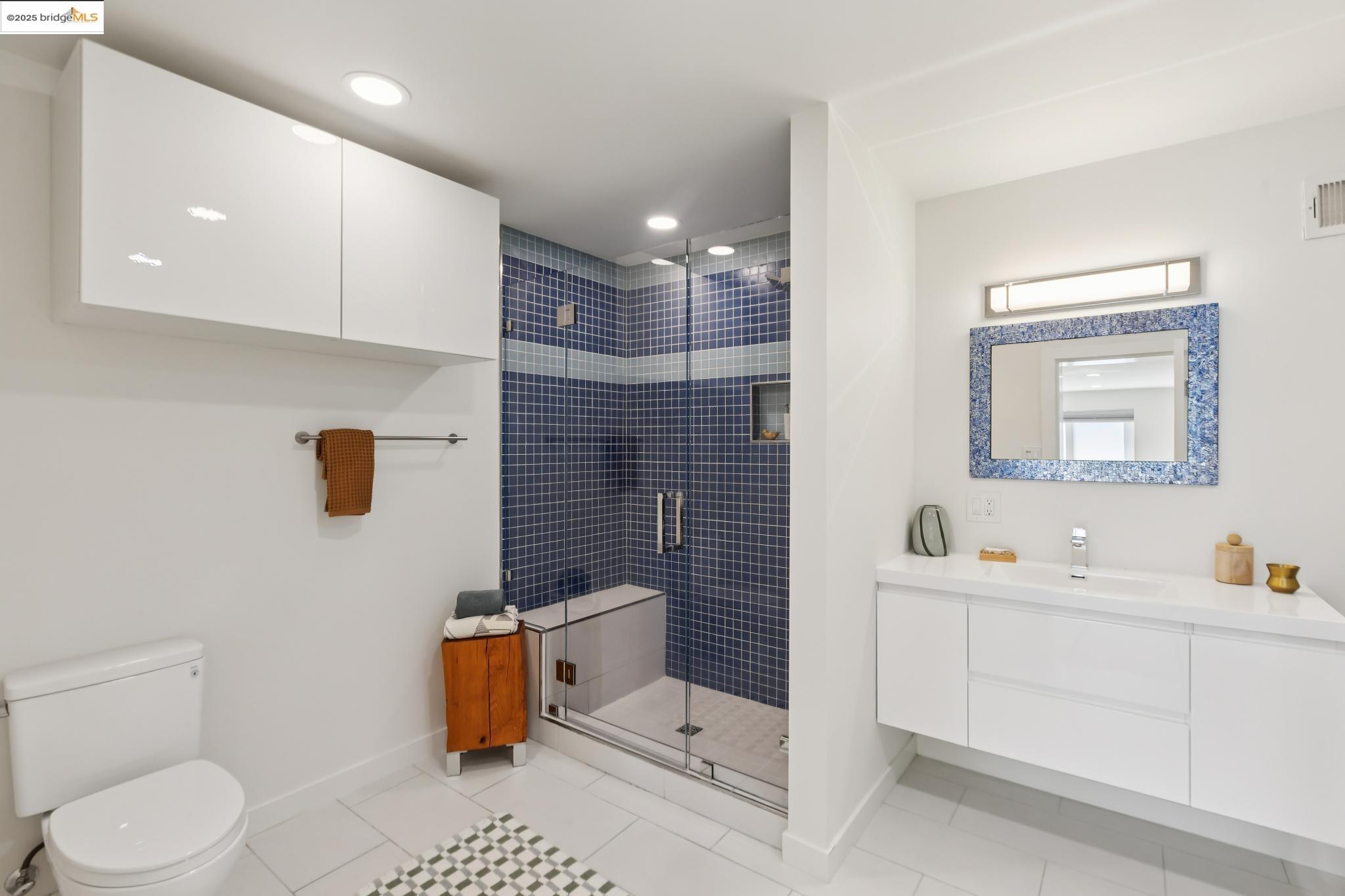 Detail Gallery Image 39 of 60 For 857 Sea View Dr., El Cerrito,  CA 94530 - 3 Beds | 2 Baths