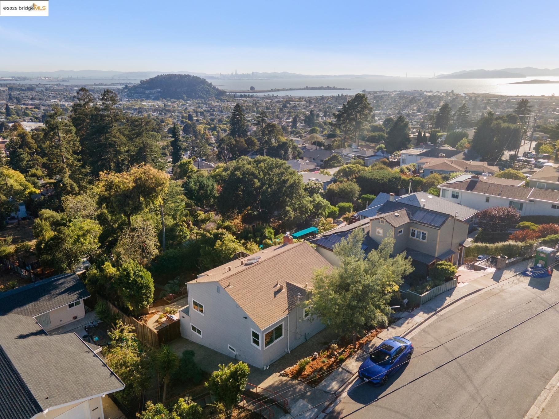 Detail Gallery Image 50 of 60 For 857 Sea View Dr., El Cerrito,  CA 94530 - 3 Beds | 2 Baths