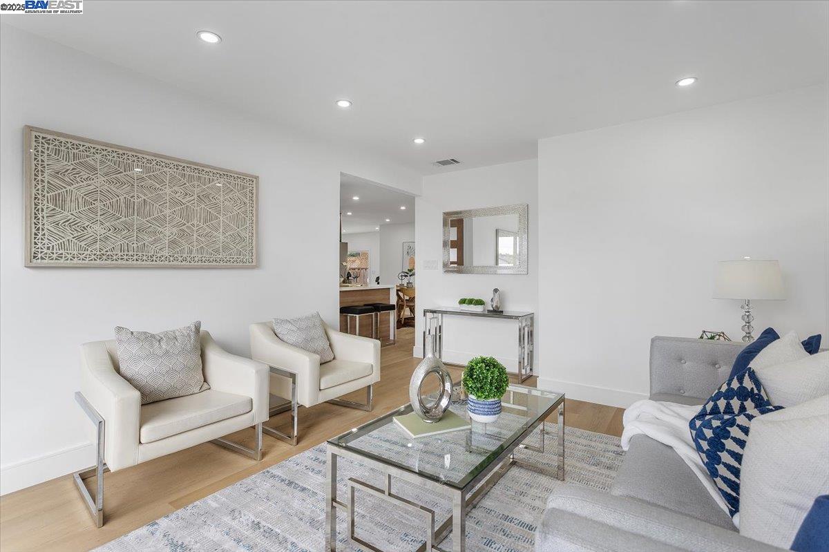 Detail Gallery Image 12 of 58 For 2108 Dalton Way, Union City,  CA 94587 - 4 Beds | 2 Baths