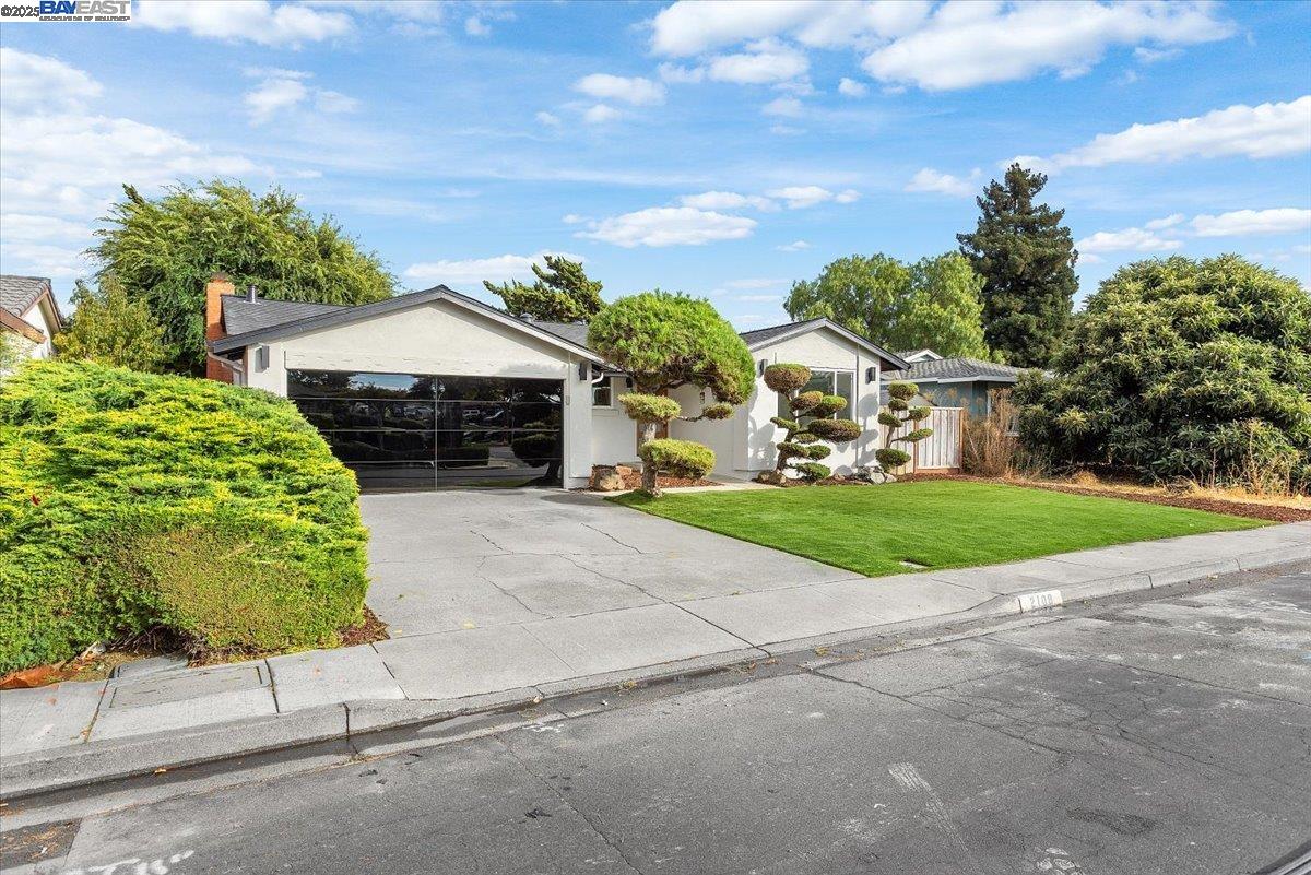 Detail Gallery Image 3 of 58 For 2108 Dalton Way, Union City,  CA 94587 - 4 Beds | 2 Baths