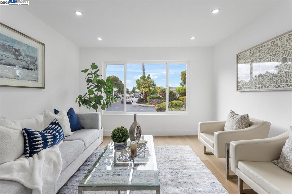 Detail Gallery Image 10 of 58 For 2108 Dalton Way, Union City,  CA 94587 - 4 Beds | 2 Baths