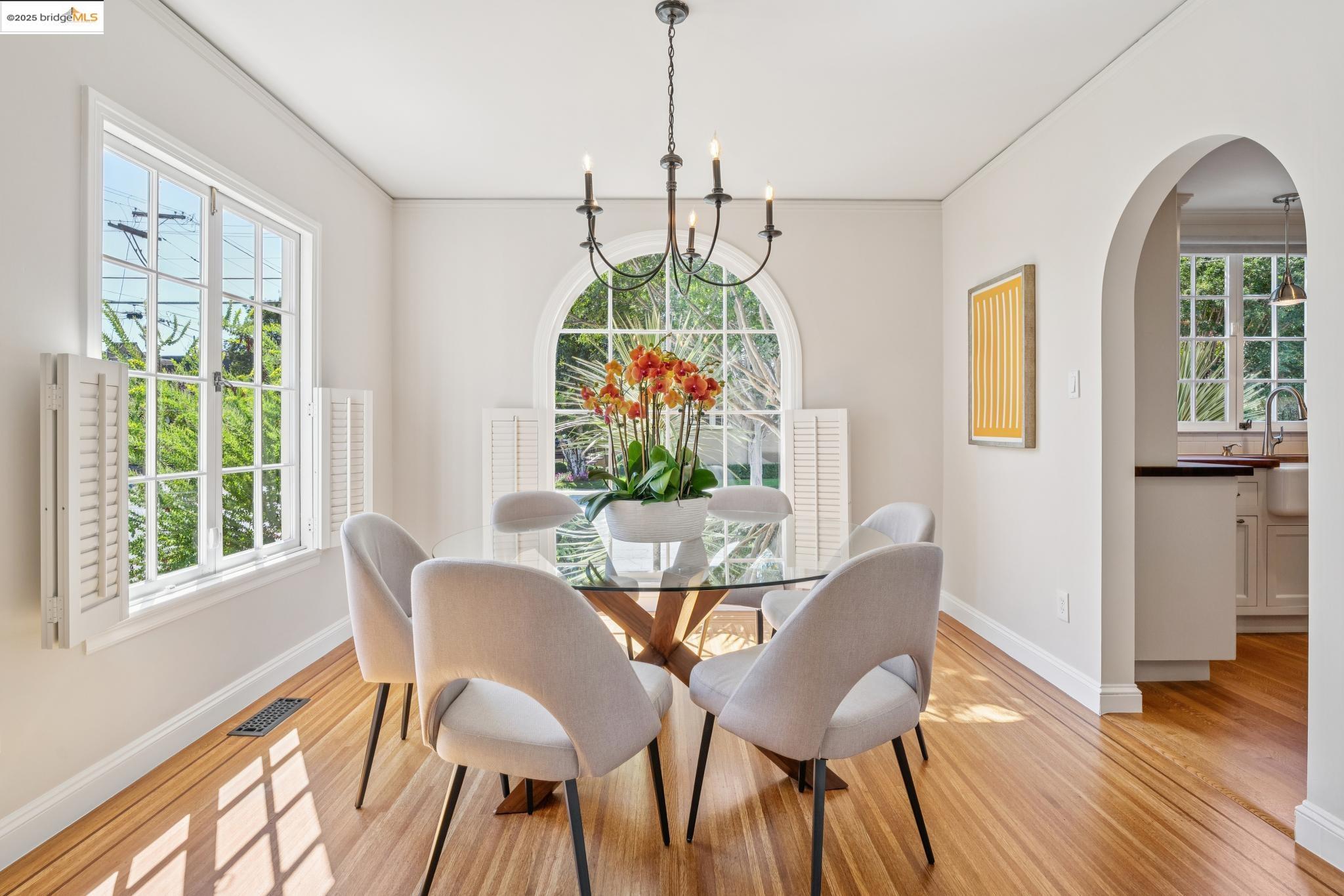 Detail Gallery Image 11 of 60 For 869 Lee Ave, San Leandro,  CA 94577 - 3 Beds | 2/1 Baths