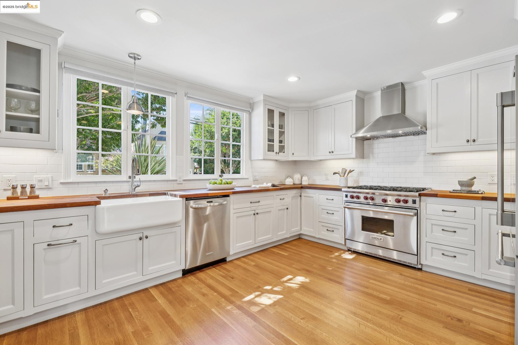 Detail Gallery Image 18 of 60 For 869 Lee Ave, San Leandro,  CA 94577 - 3 Beds | 2/1 Baths