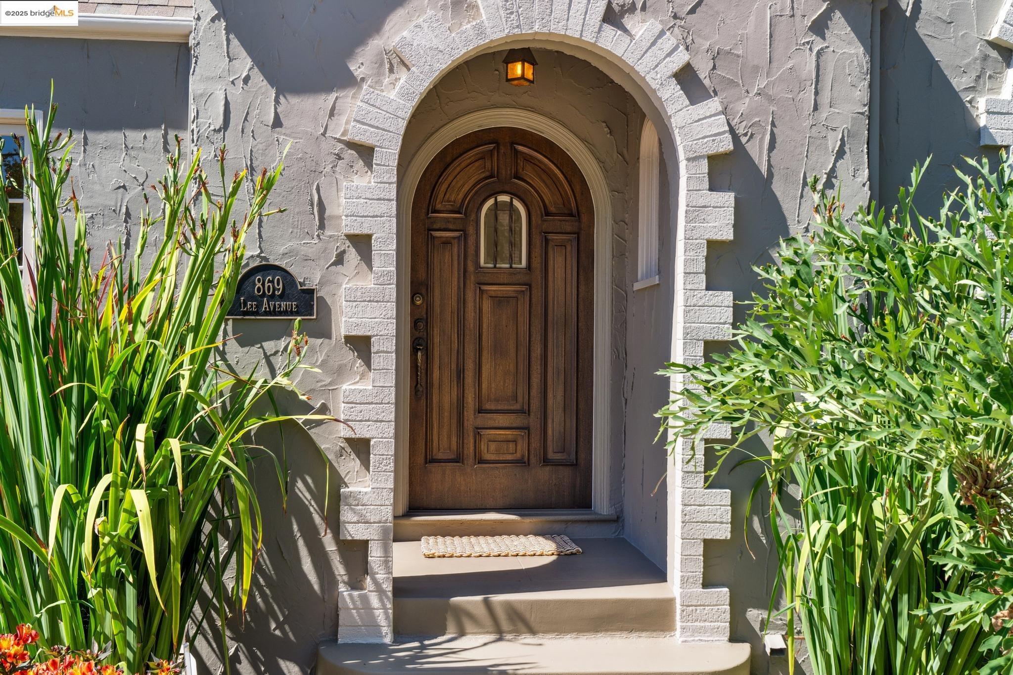 Detail Gallery Image 3 of 60 For 869 Lee Ave, San Leandro,  CA 94577 - 3 Beds | 2/1 Baths