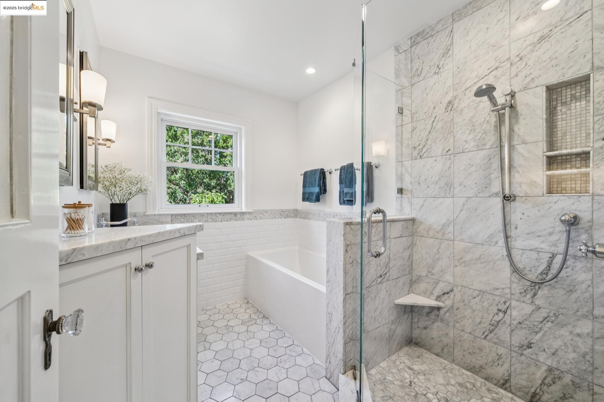 Detail Gallery Image 30 of 60 For 869 Lee Ave, San Leandro,  CA 94577 - 3 Beds | 2/1 Baths