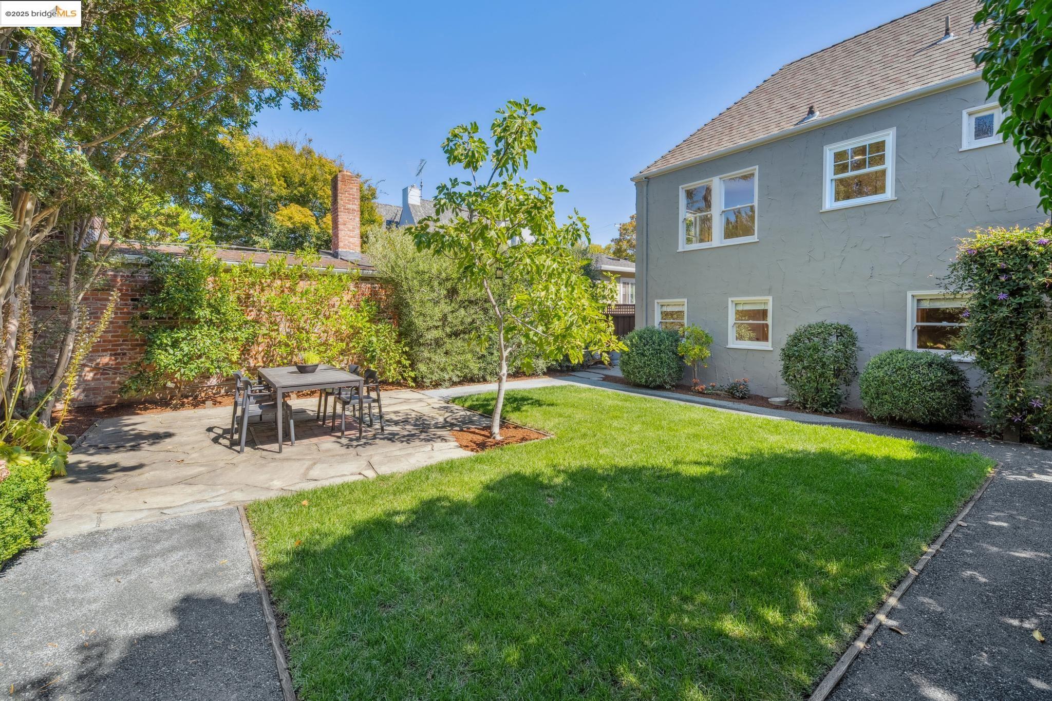 Detail Gallery Image 51 of 60 For 869 Lee Ave, San Leandro,  CA 94577 - 3 Beds | 2/1 Baths