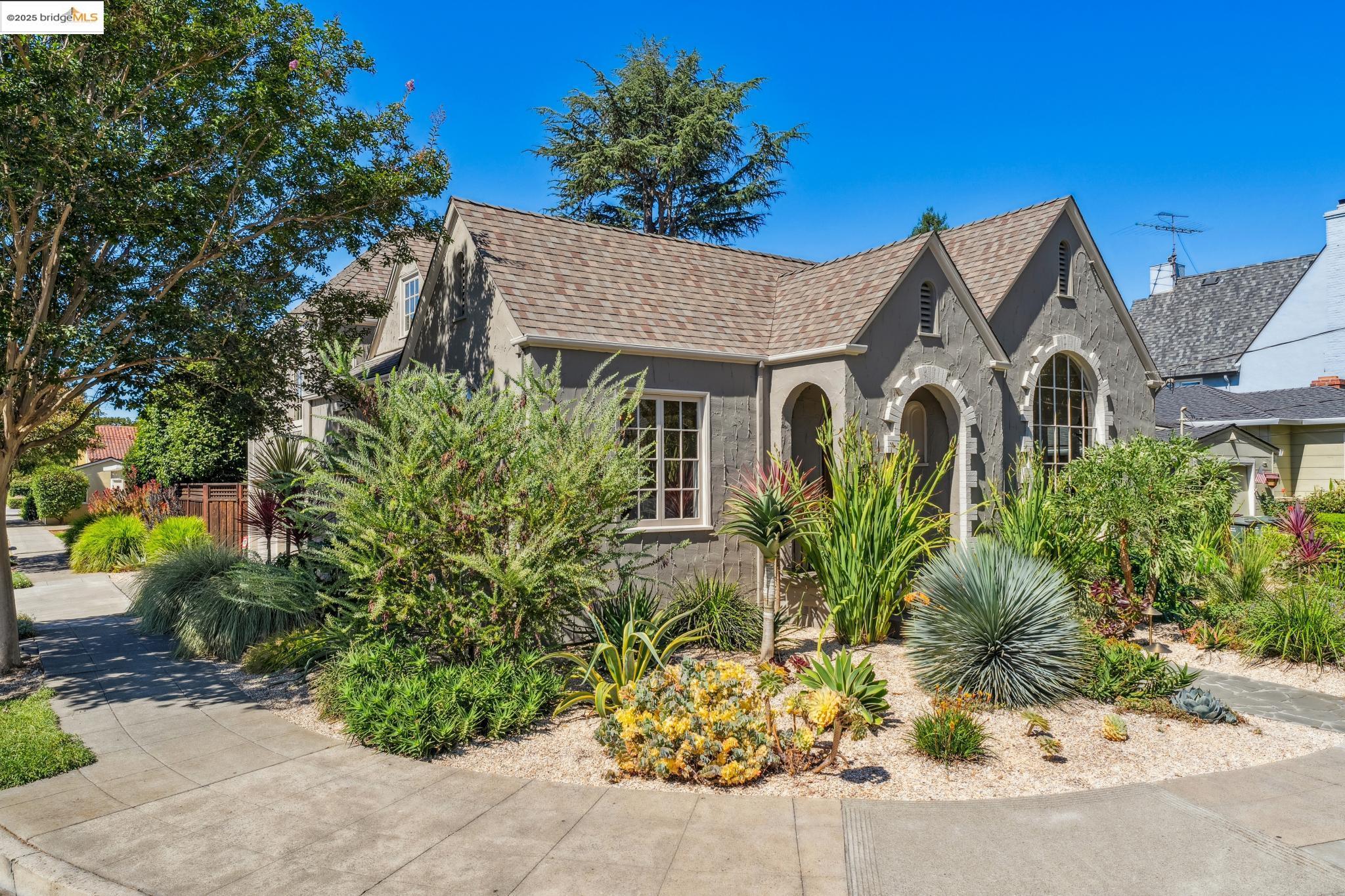 Detail Gallery Image 56 of 60 For 869 Lee Ave, San Leandro,  CA 94577 - 3 Beds | 2/1 Baths