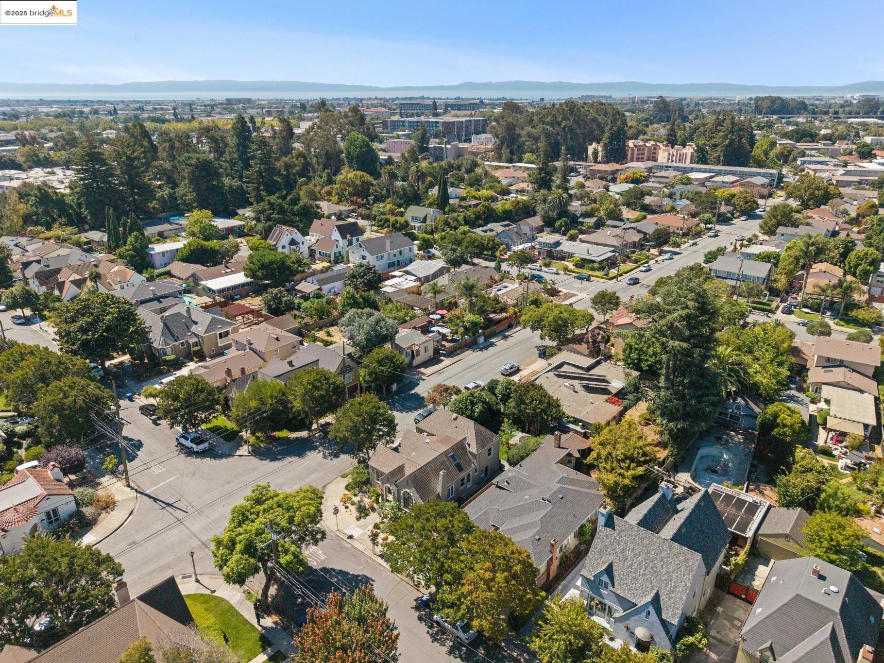 Detail Gallery Image 58 of 60 For 869 Lee Ave, San Leandro,  CA 94577 - 3 Beds | 2/1 Baths