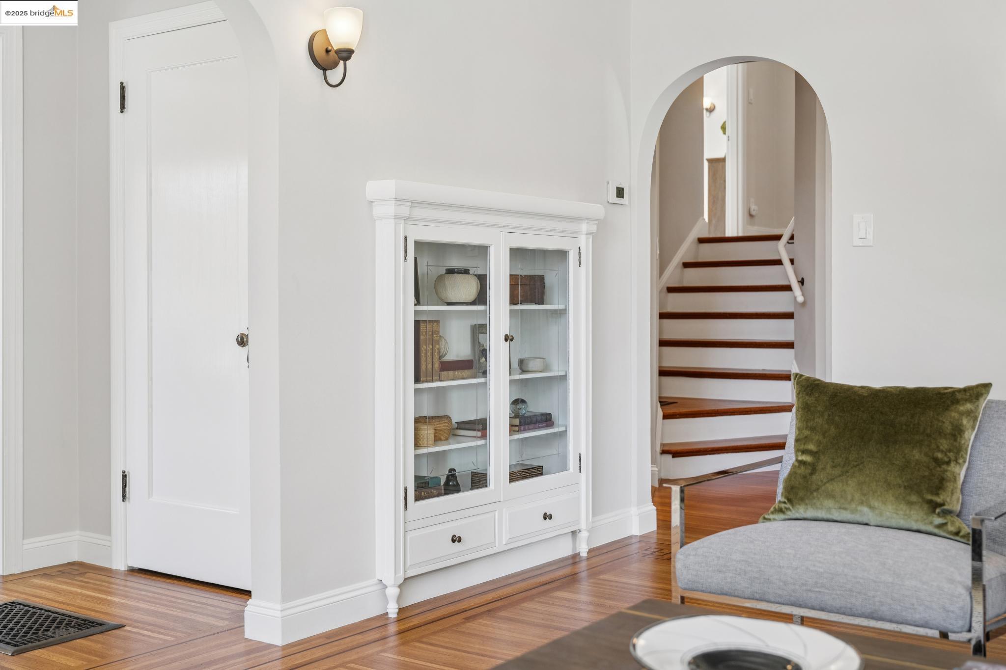 Detail Gallery Image 10 of 60 For 869 Lee Ave, San Leandro,  CA 94577 - 3 Beds | 2/1 Baths